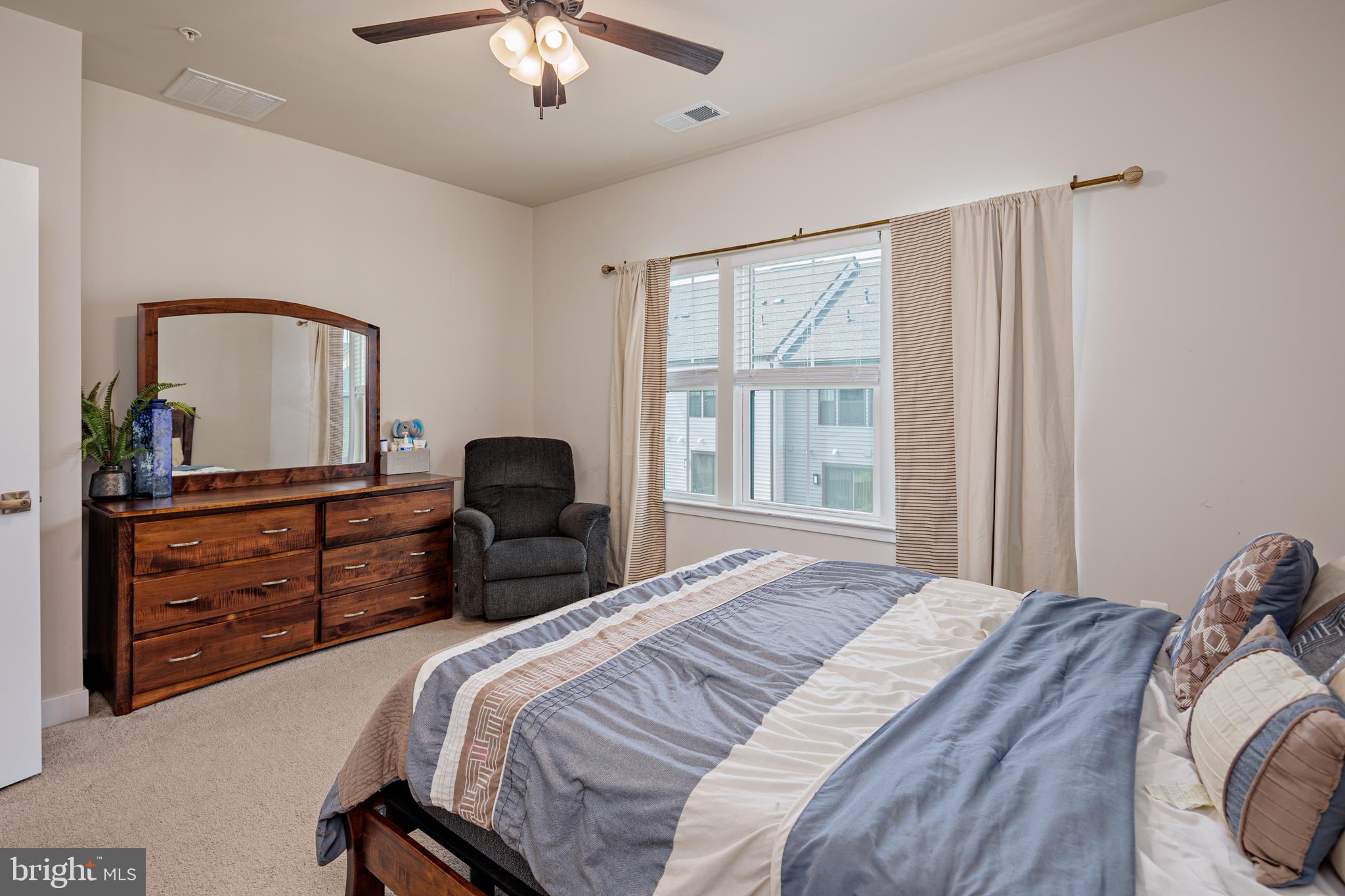 TANYARD SHORES - Residential Lease