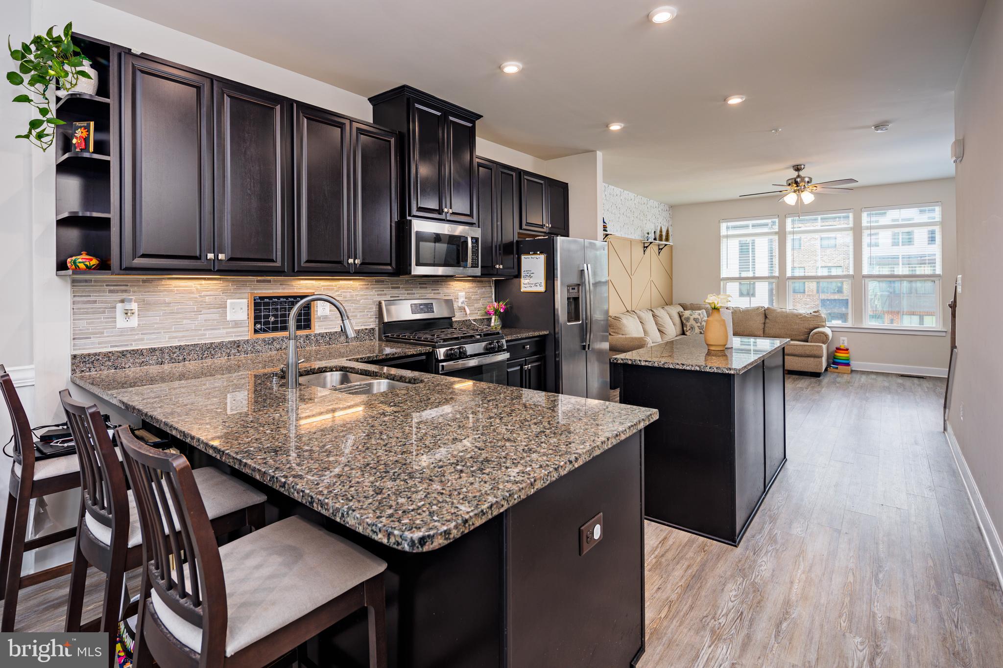 TANYARD SHORES - Residential Lease