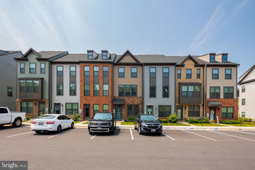 Welcome to 539 Levanna Lane , Ryan Homes’ Clarendon model. Convenient townhome living featuring 3 bedrooms, 3 full and one half bathrooms. The main level features a gourmet kitchen with gas range, stainless steel appliances and granite counter tops. It is open concept with the living room and complete with composite deck perfect for BBQ or entertaining. The upper level features 2 bedrooms, 2 full baths and the convenience of the washer and dryer located on this level. Lower level has an open living space with full bath that can be used as family/ TV room or additional bedroom. You’ll love living in Tanyard Shores. Tanyard Shores is distinguished by its waterfront location and luxury resort-style amenities, including a 5,000 sq ft community clubhouse with a coffee bar, lounge, children's room, patio and outdoor dining, swimming pool with pool house, state-of-the-art fitness center, tot lot, outdoor game area, fire pit, hiking trails, wildlife preserves and waterfront beach area with kayak storage and pier. Convenient to shopping and local dining as well as easy access to key commuter routes and major employers….Fort Meade, NSA Headquarters & National Business Park.