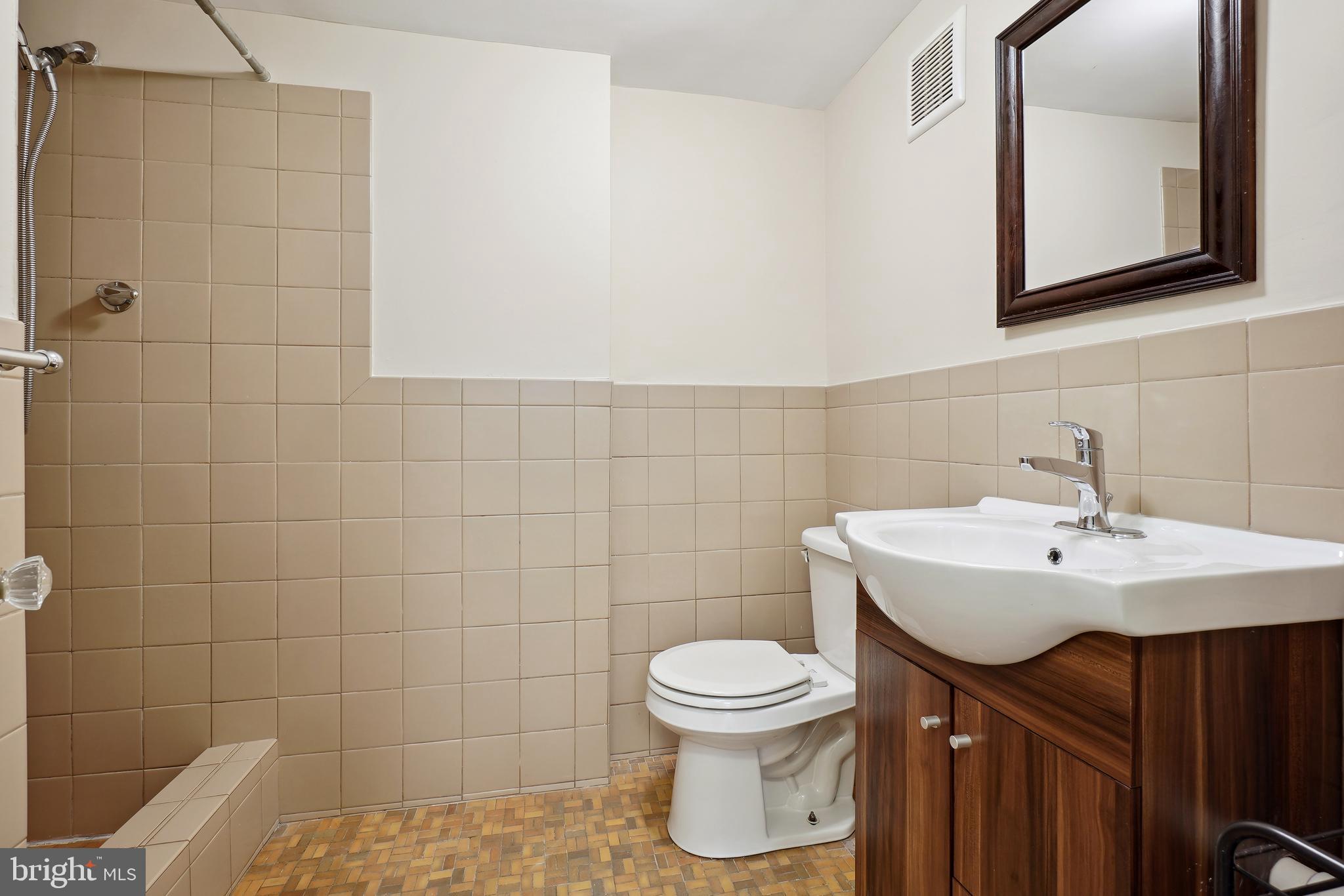 TAKOMA PARK - Residential