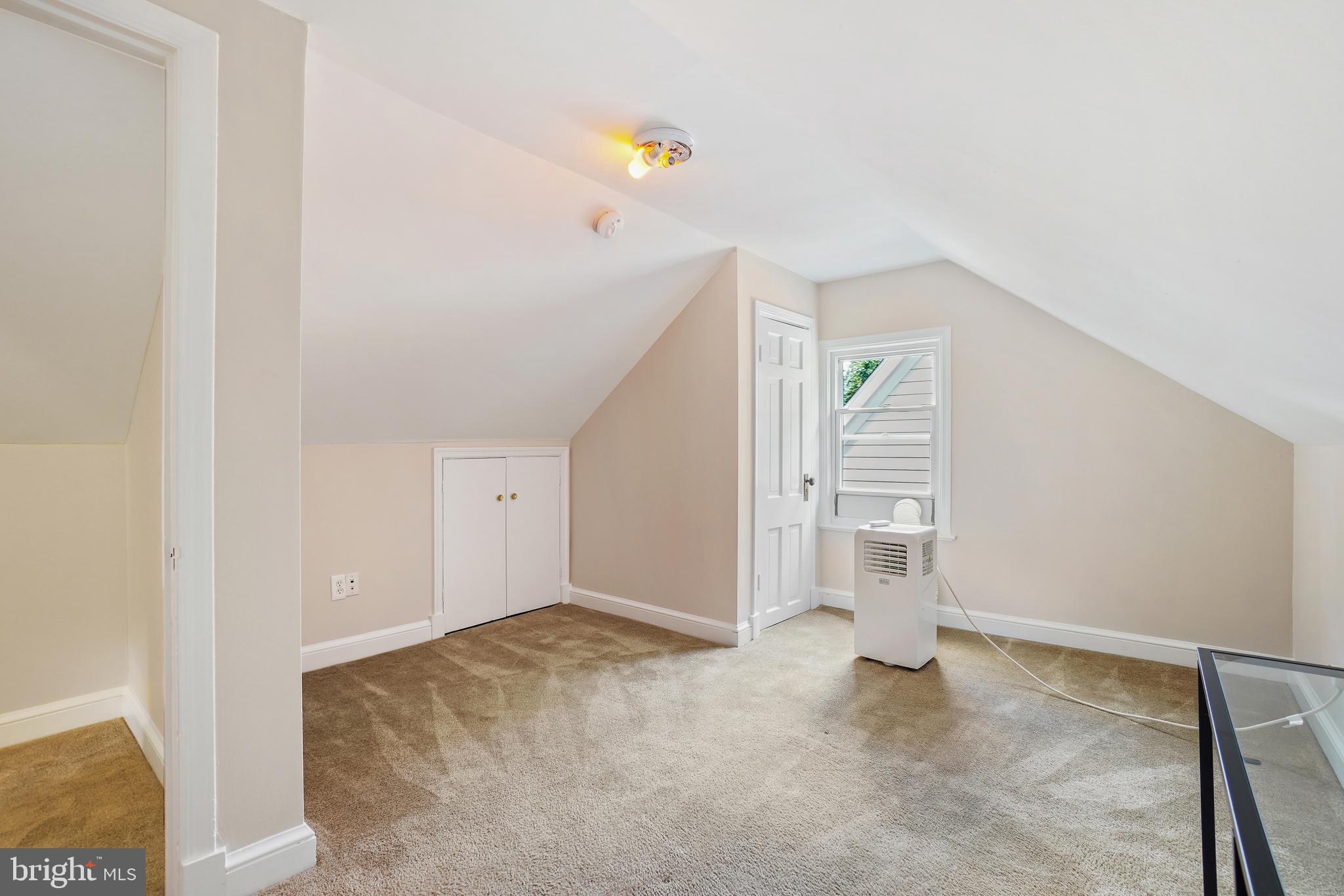 TAKOMA PARK - Residential