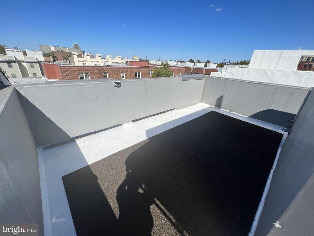 Photo of 1008 Green Street, PHILADELPHIA, PA 19123 (MLS # PAPH2538890)