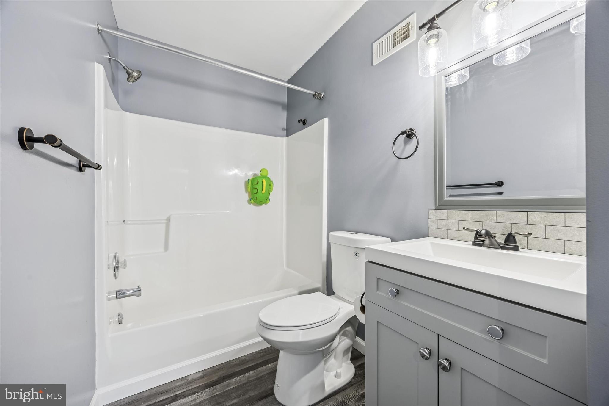 WILLOW WOODS - Residential