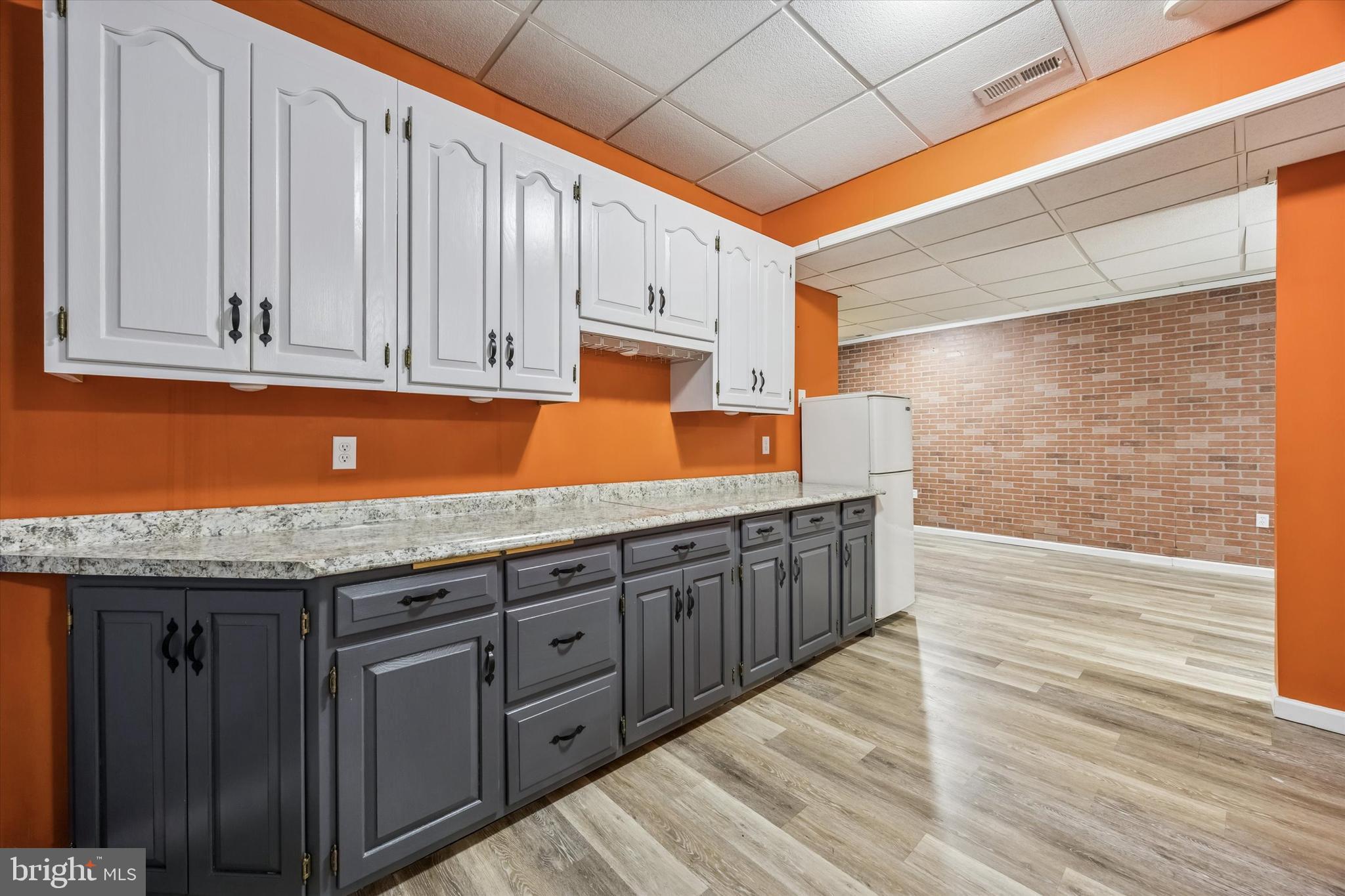 WILLOW WOODS - Residential