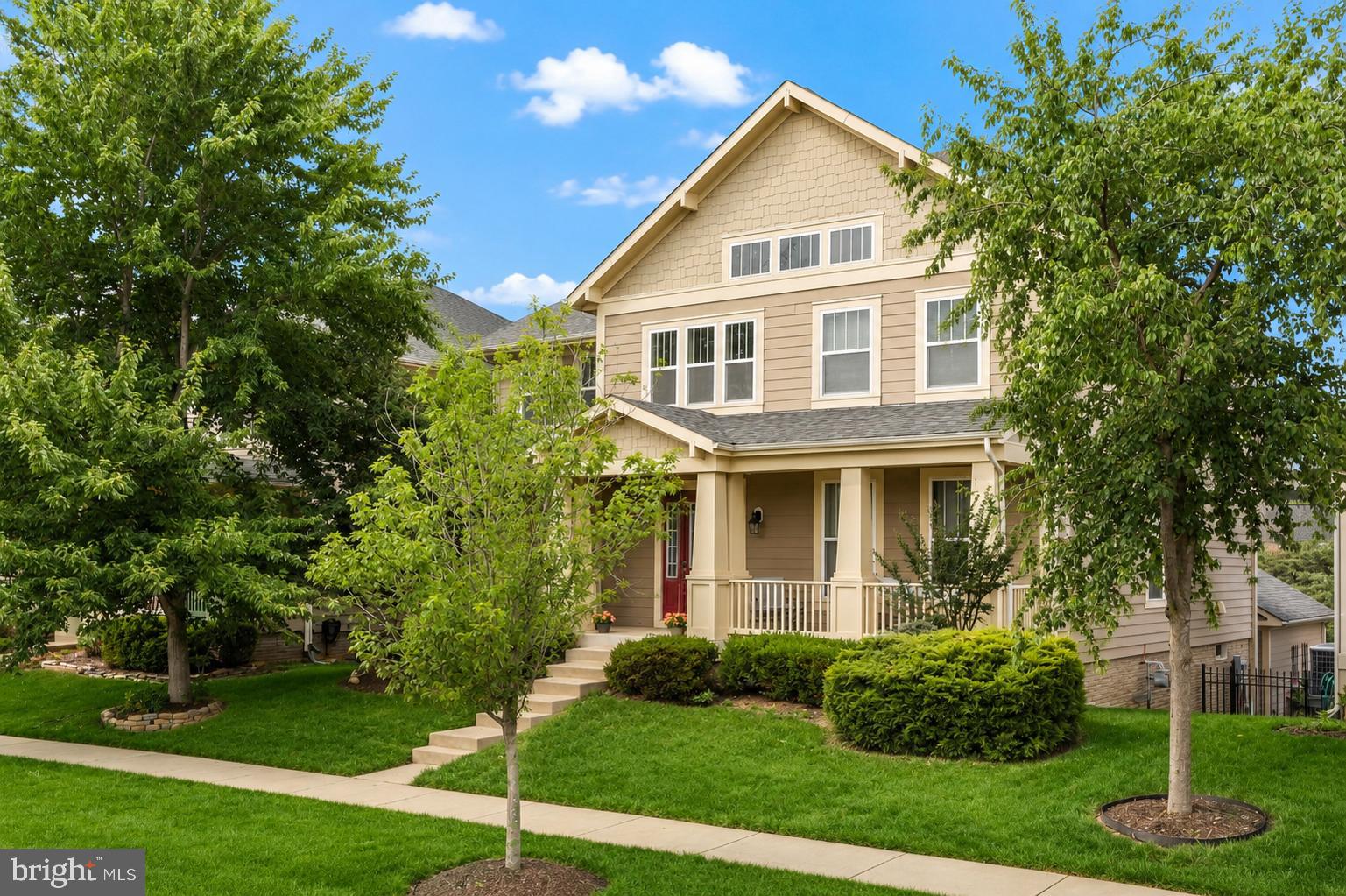 1402 SANDS CIRCLE