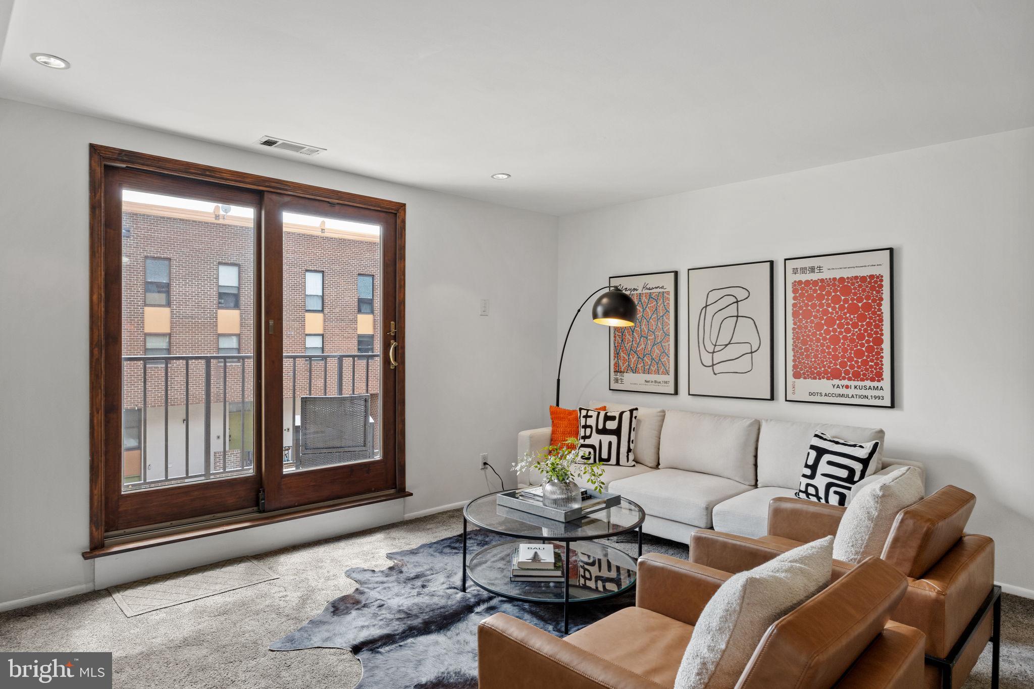 15 HAMILTON CIRCLE