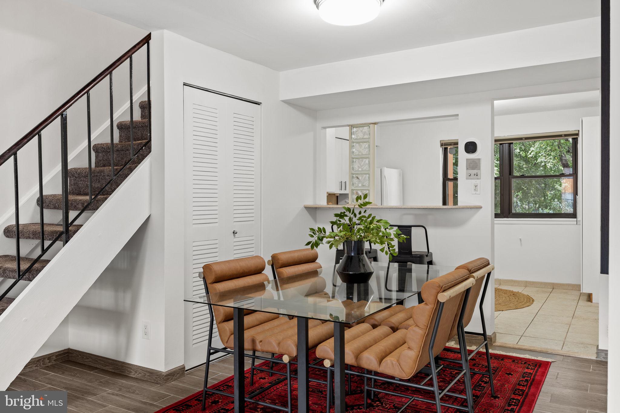 15 HAMILTON CIRCLE