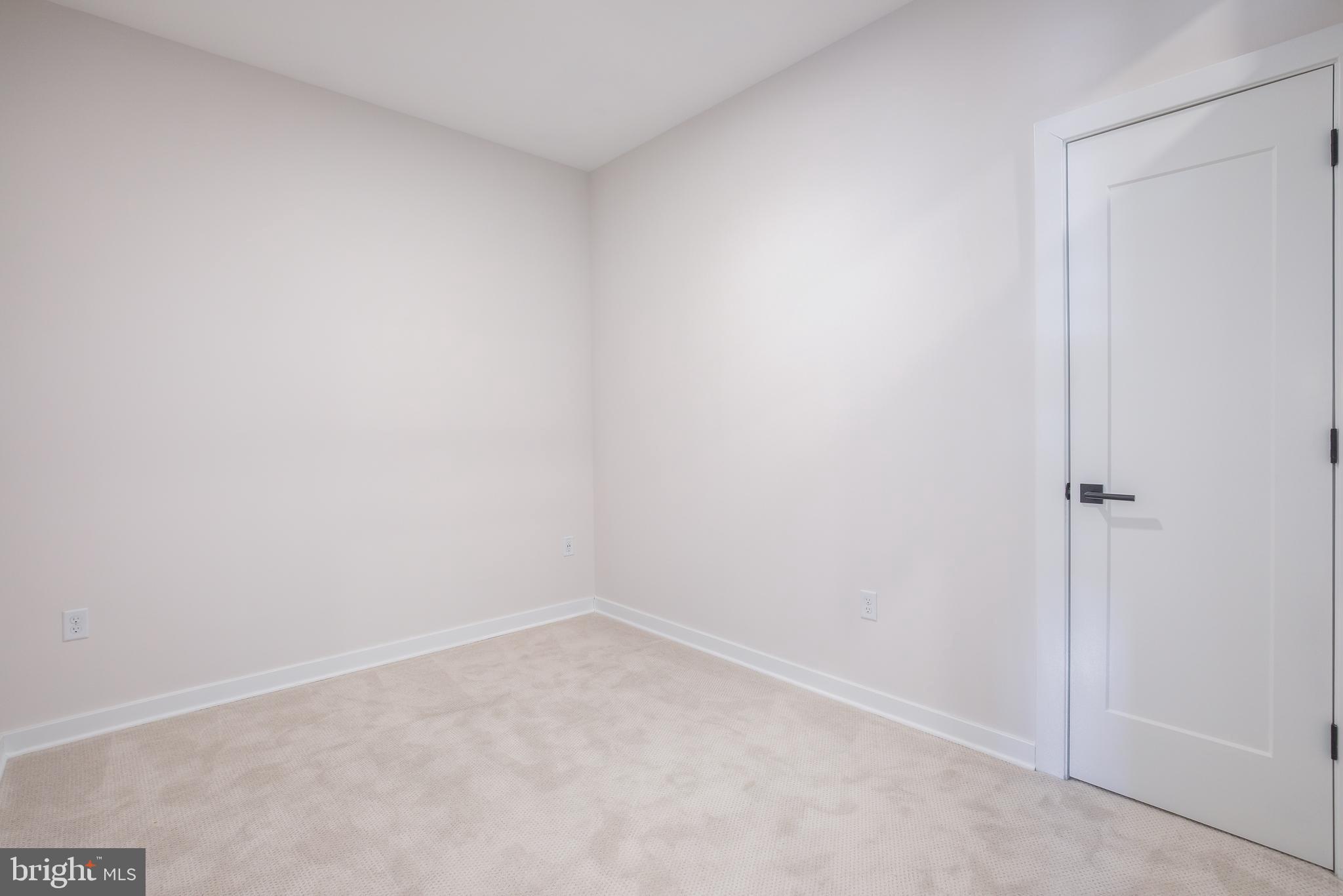 FALLS CHURCH CITY - Residential