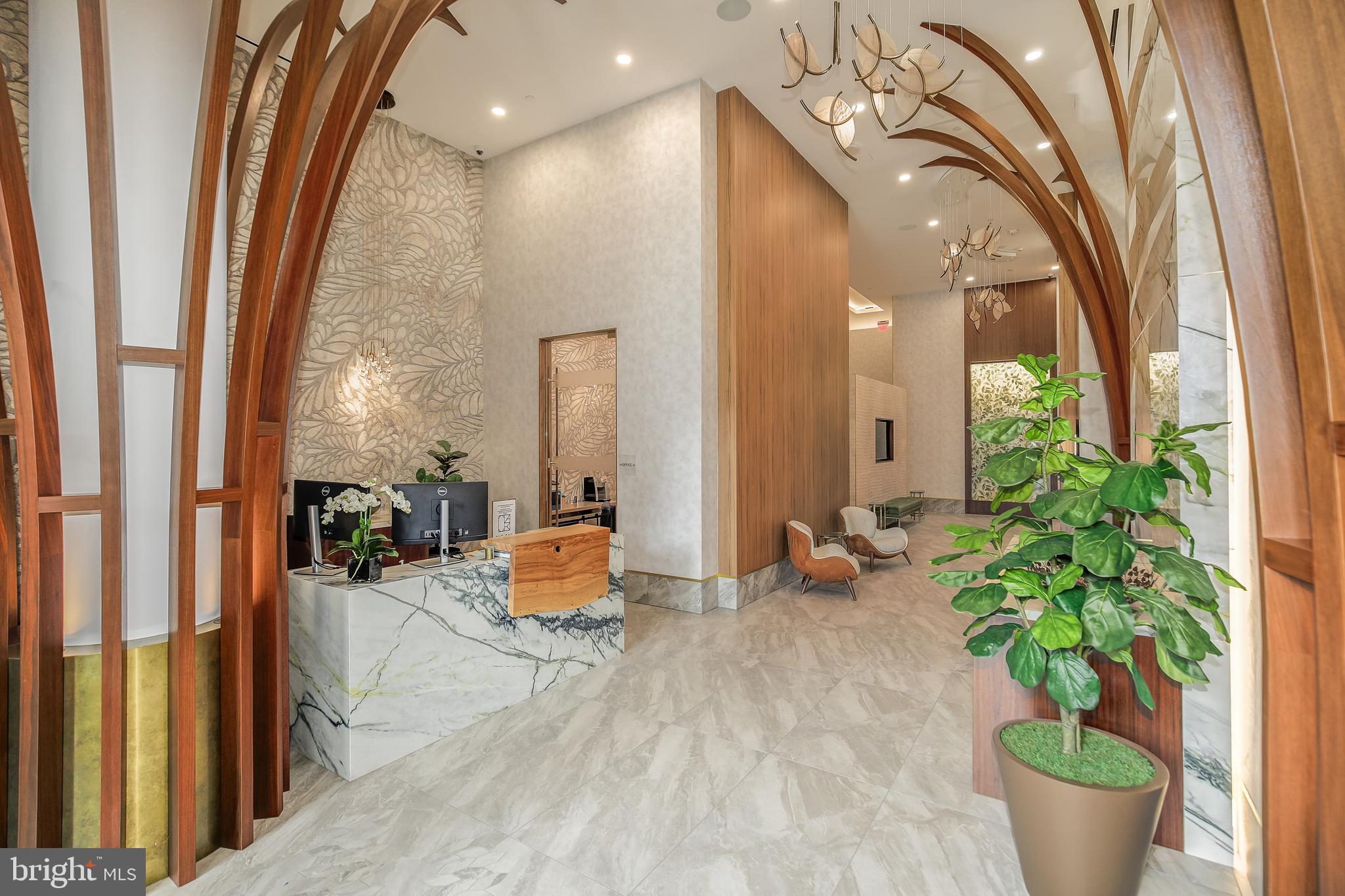 FALLS CHURCH CITY - Residential