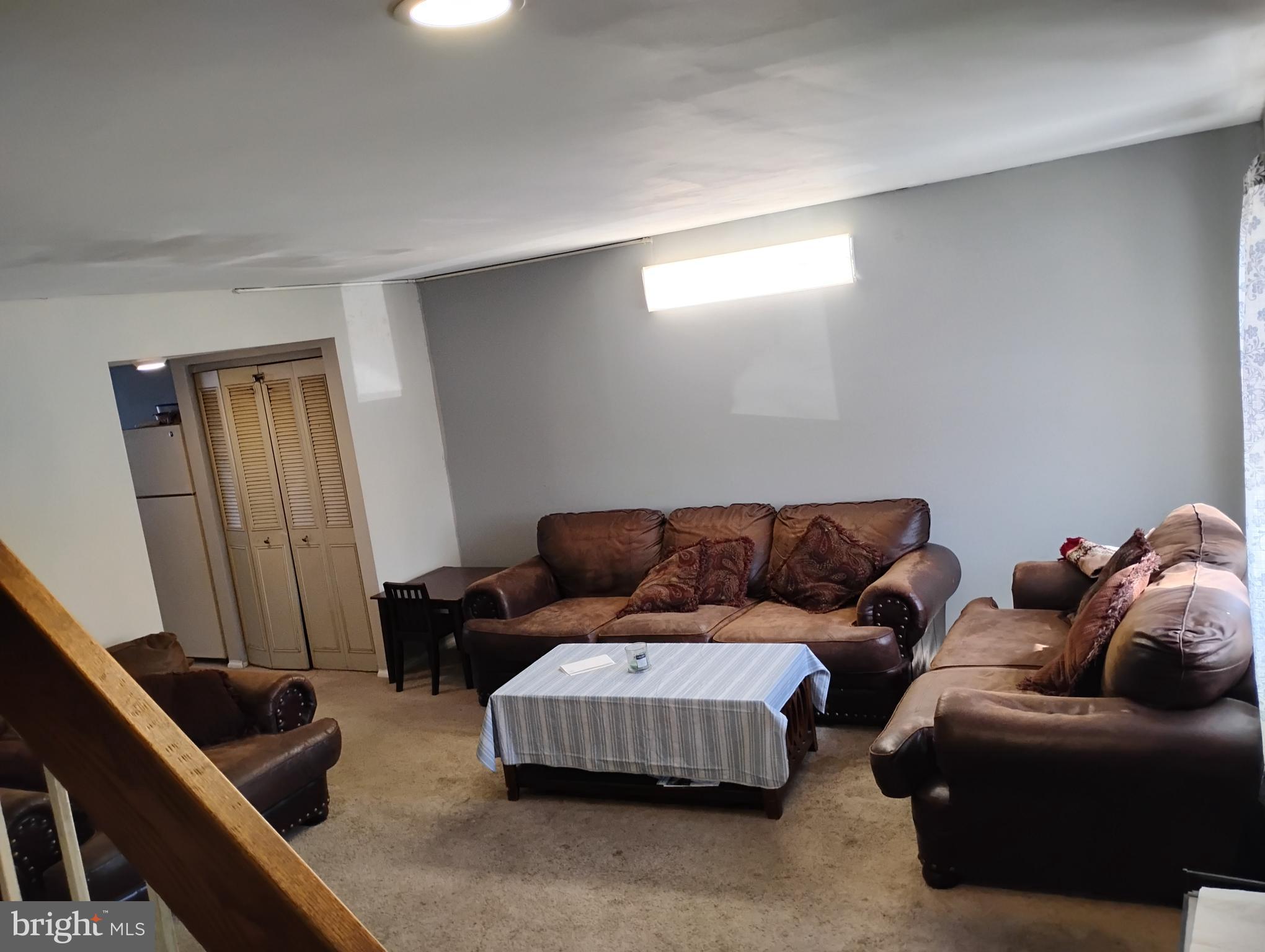 ADMIRALS WALK - Residential
