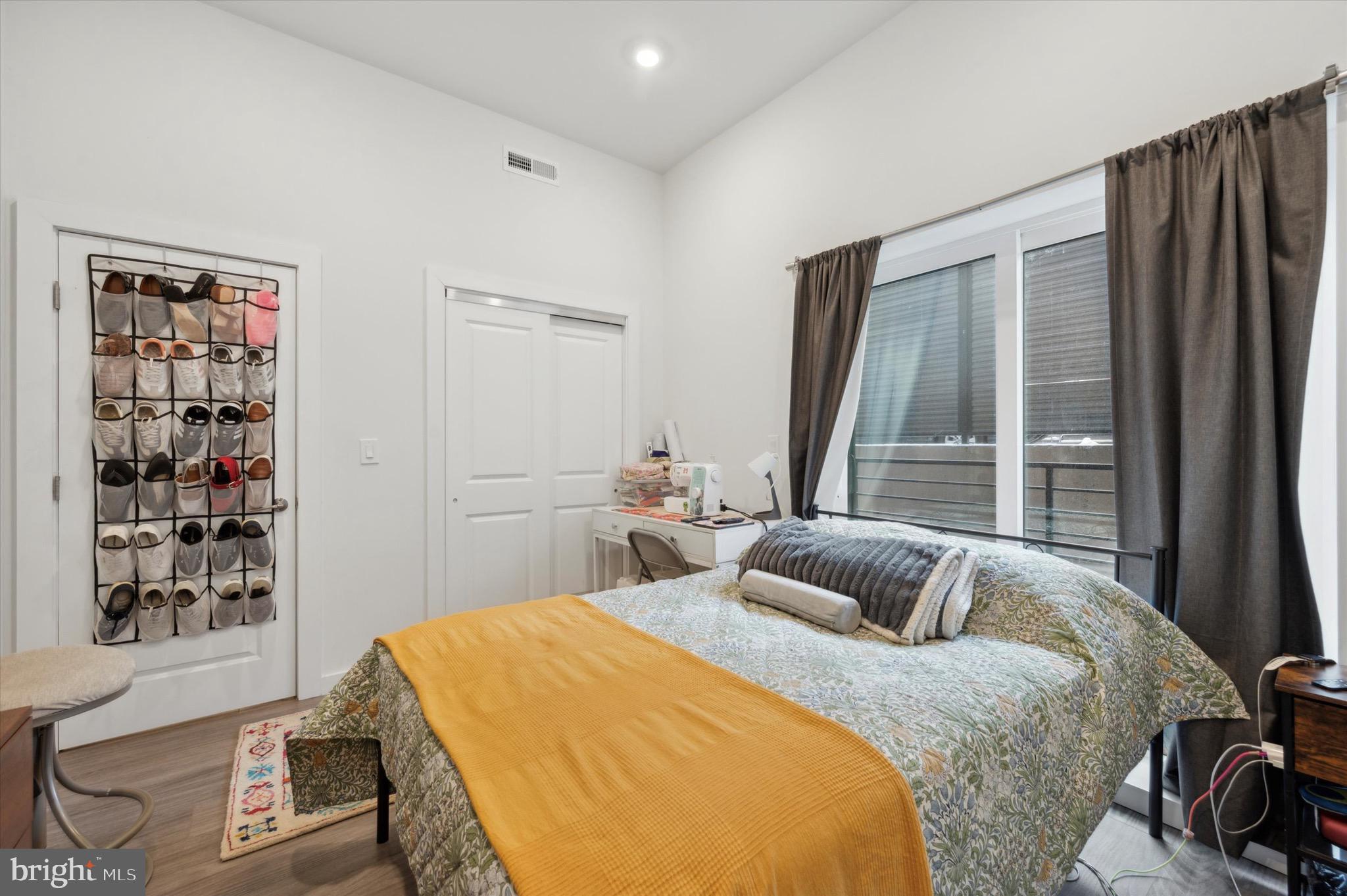 FAIRMOUNT - Residential Lease