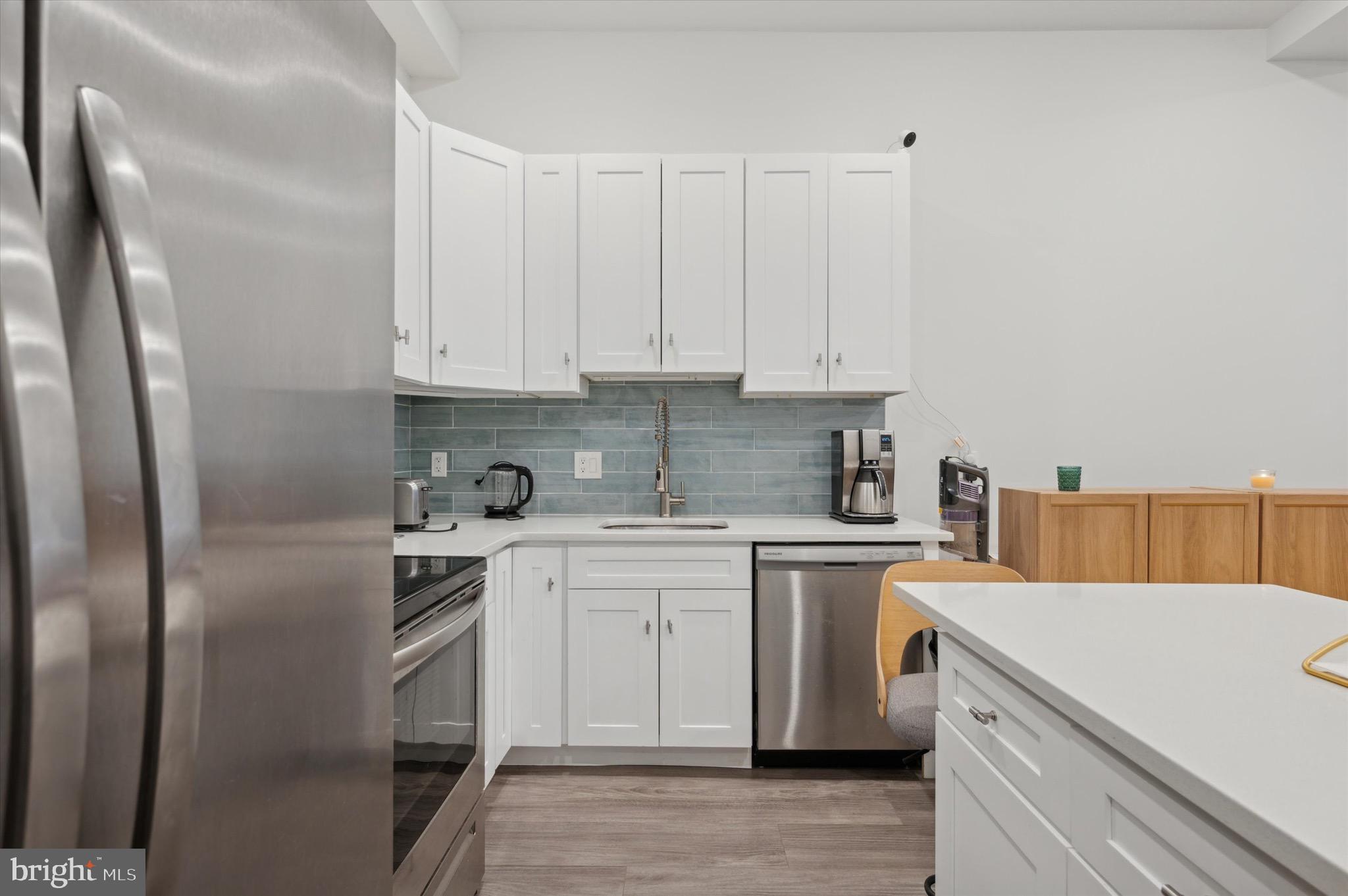 FAIRMOUNT - Residential Lease