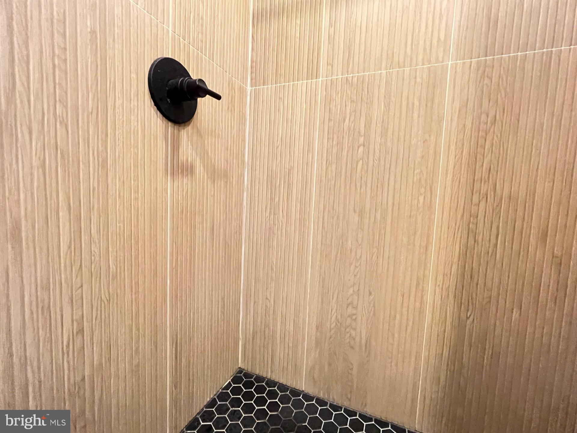 MANAYUNK - Residential Lease