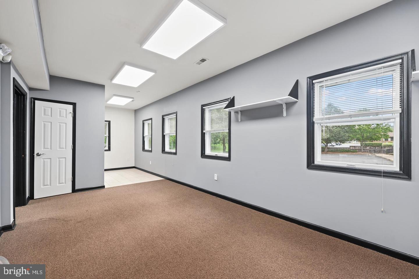 578 WATERLOO ROAD 1B