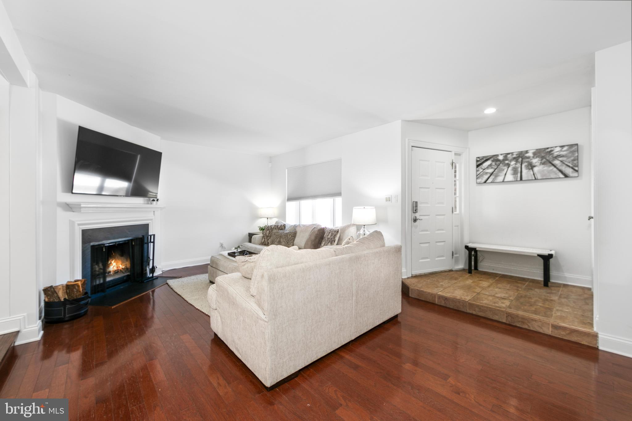 HEADLEY TRACE - Residential