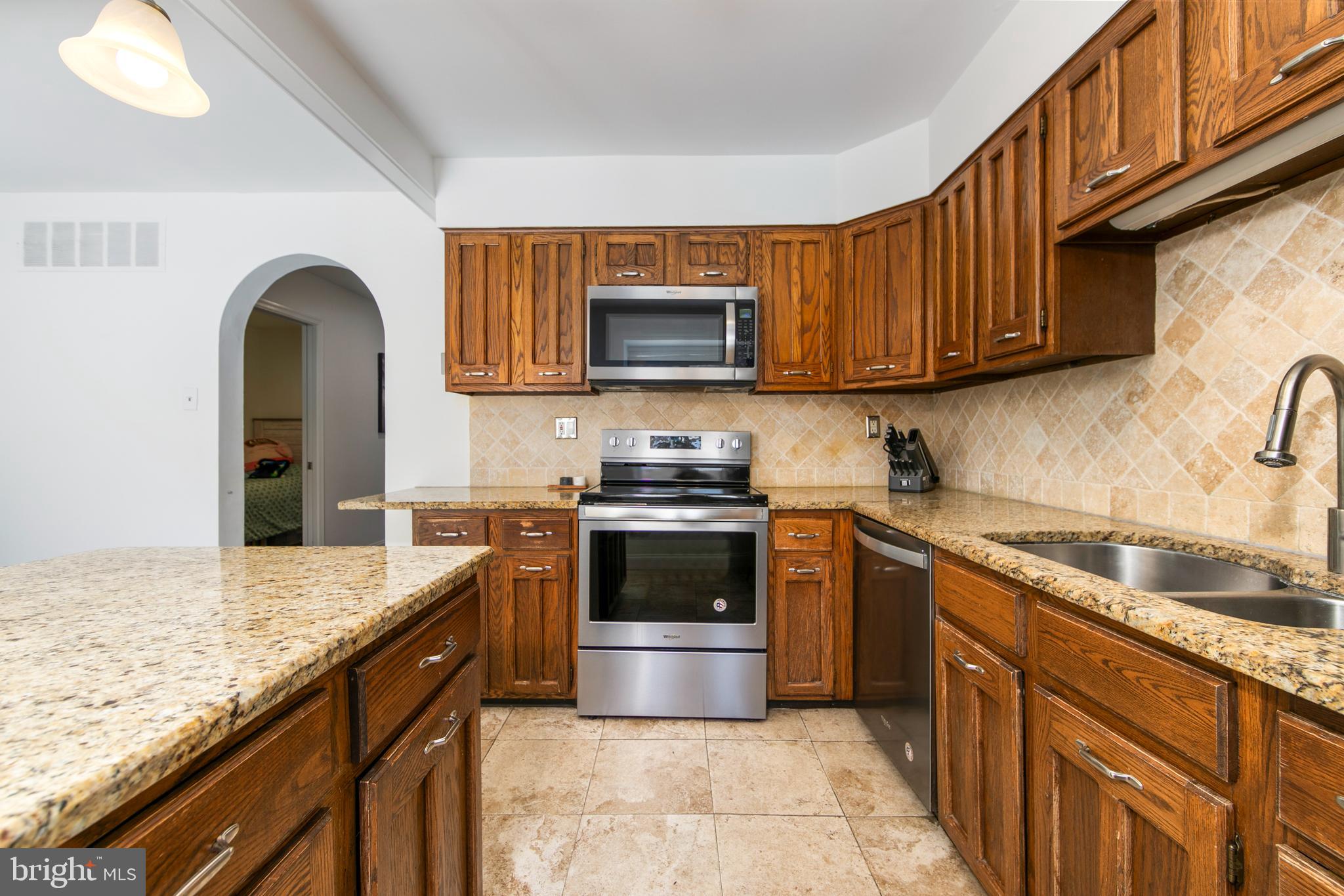 HEADLEY TRACE - Residential