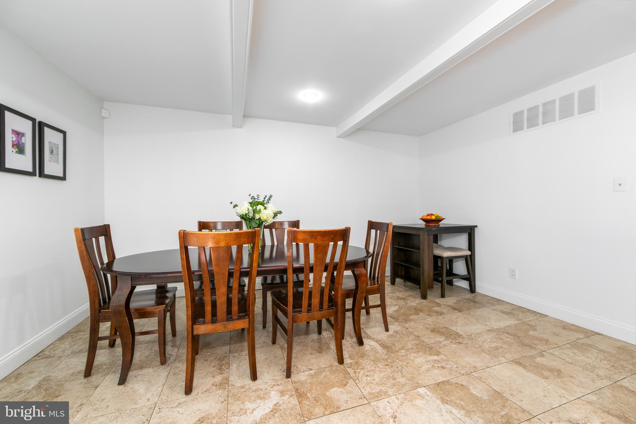 HEADLEY TRACE - Residential