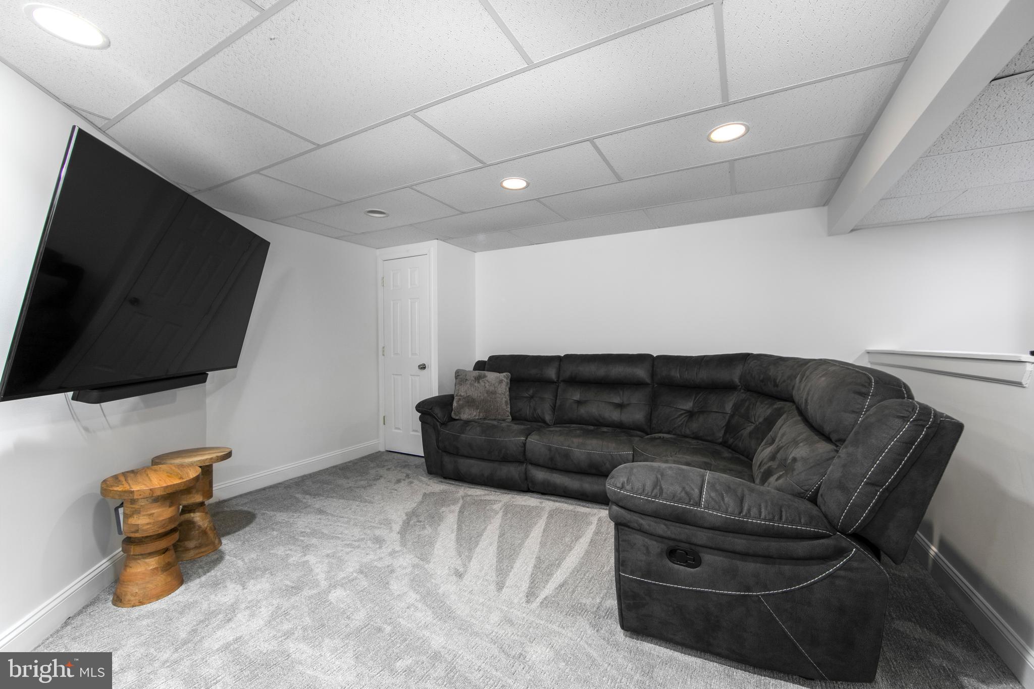 HEADLEY TRACE - Residential