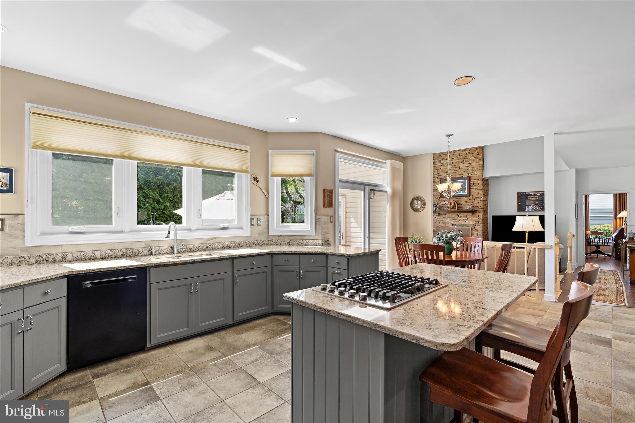 GREENS OF CROFTON - Residential