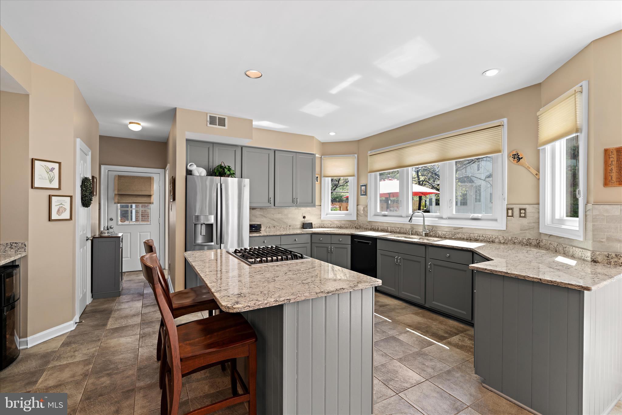 GREENS OF CROFTON - Residential