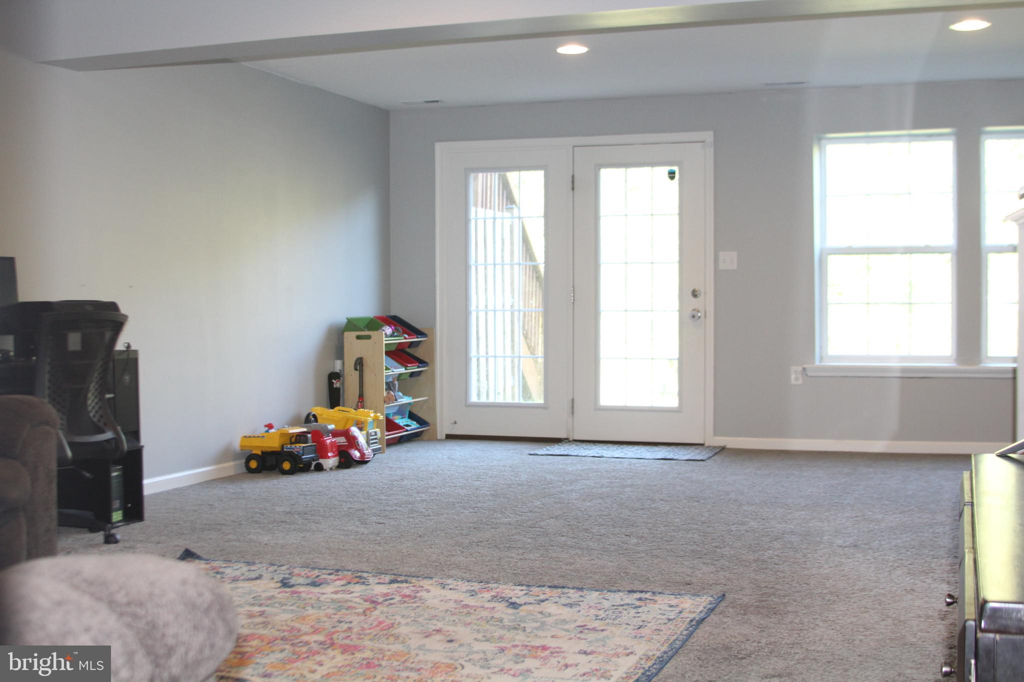 MCCAULEY CROSSING - Residential