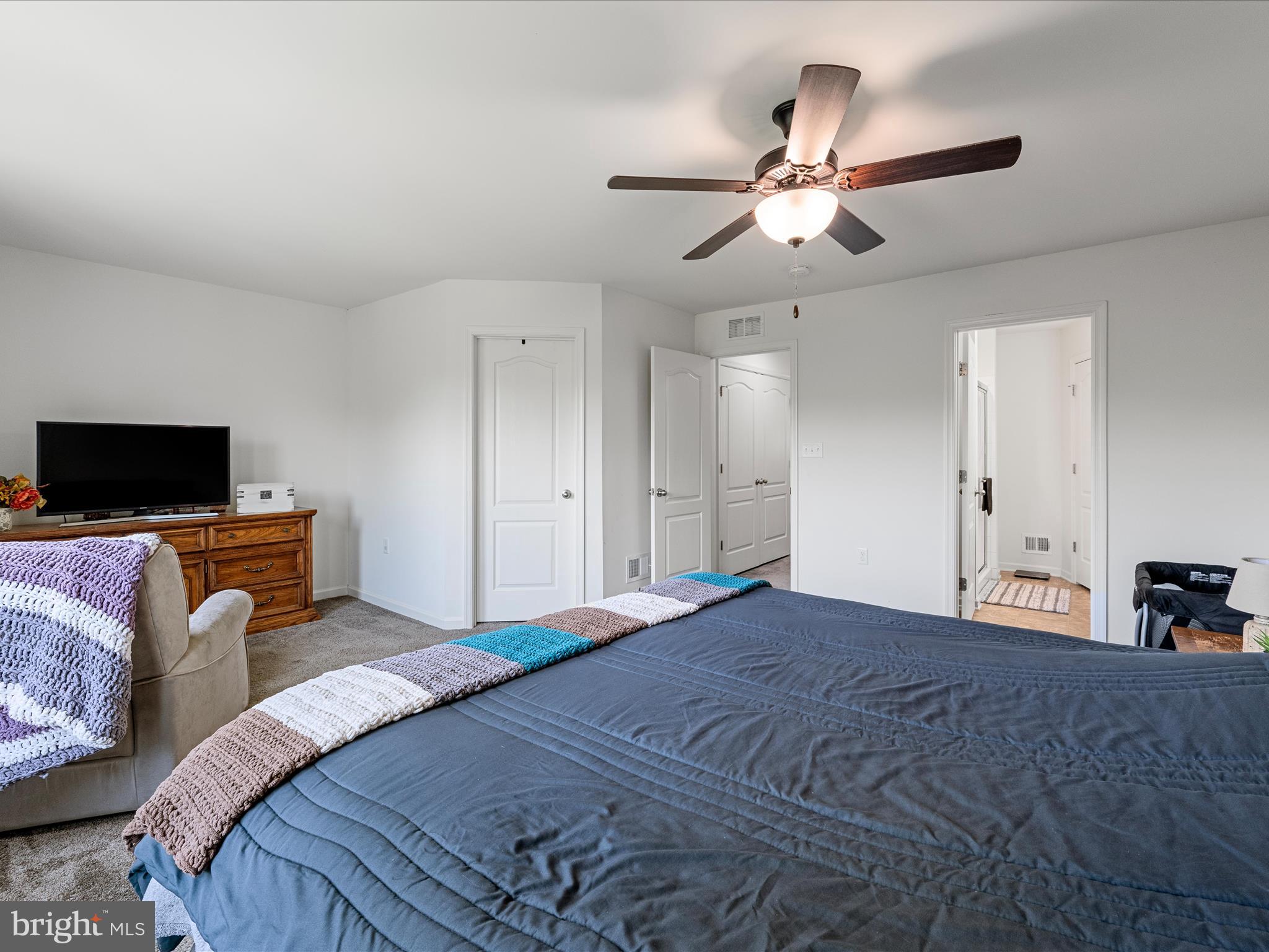 MCCAULEY CROSSING - Residential