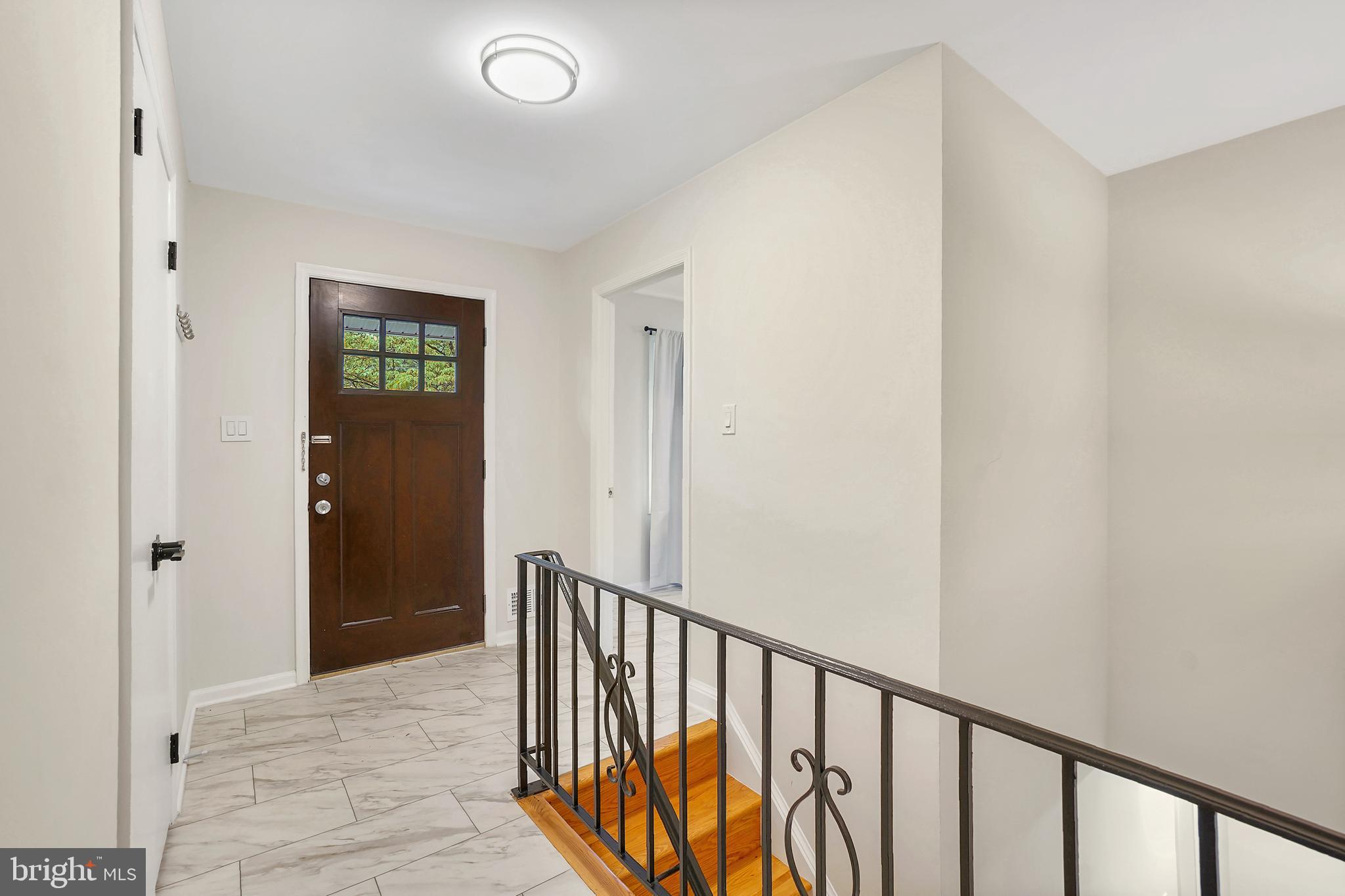 MANOR WOODS - Residential
