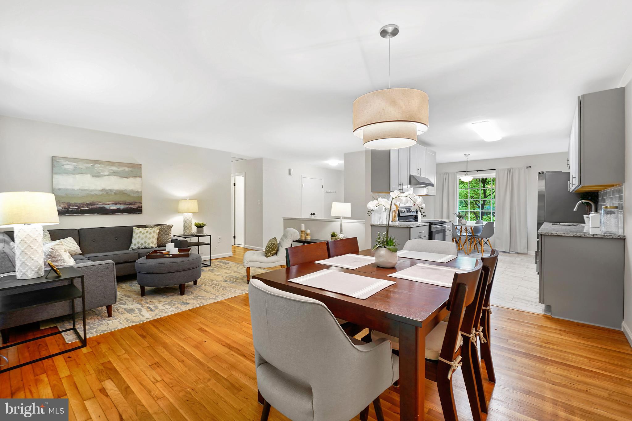 MANOR WOODS - Residential