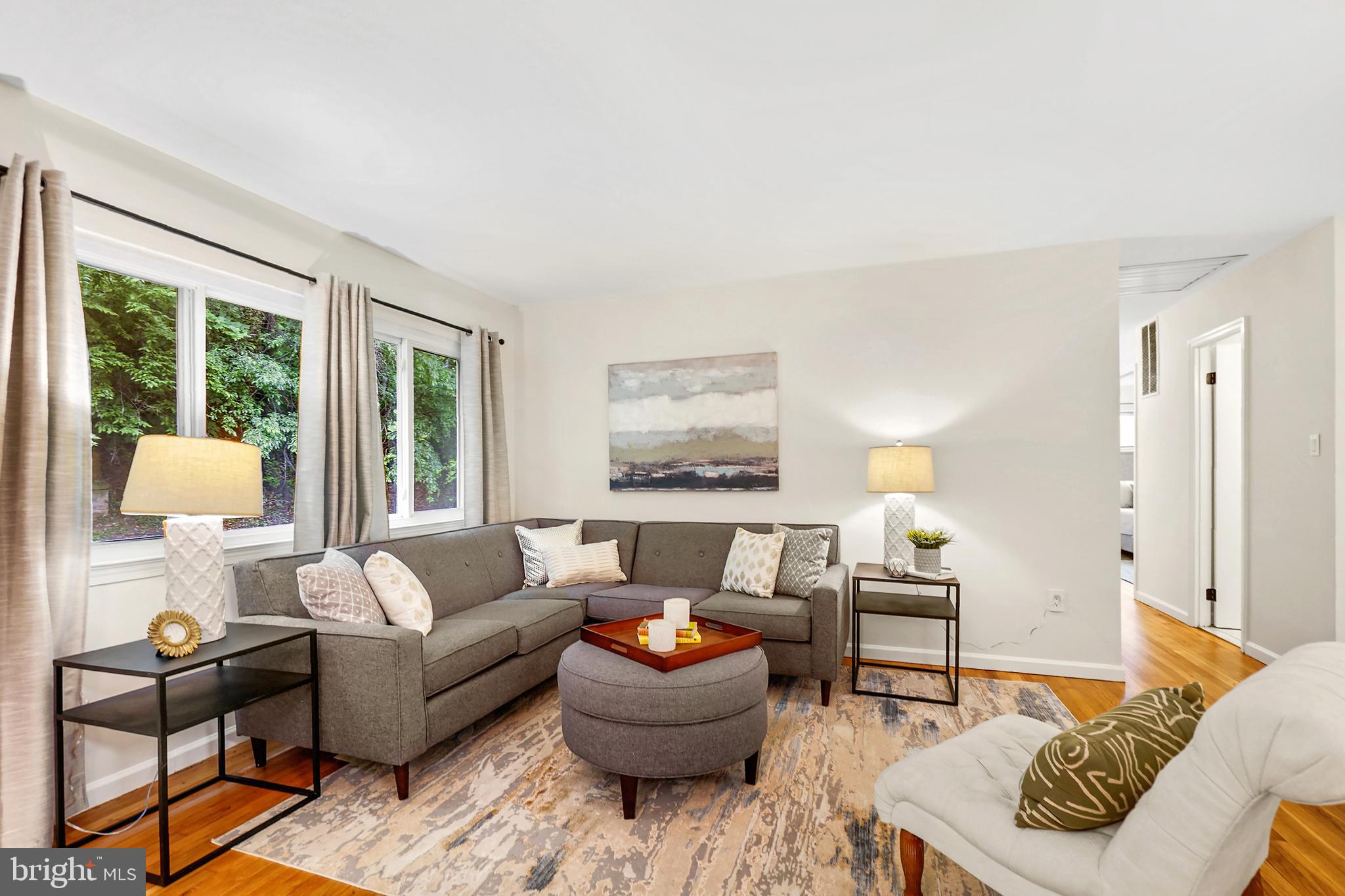 MANOR WOODS - Residential