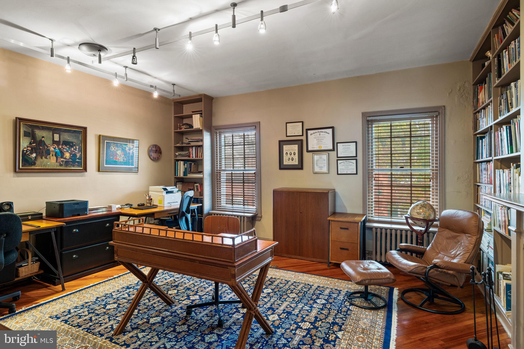 RITTENHOUSE SQUARE - Residential