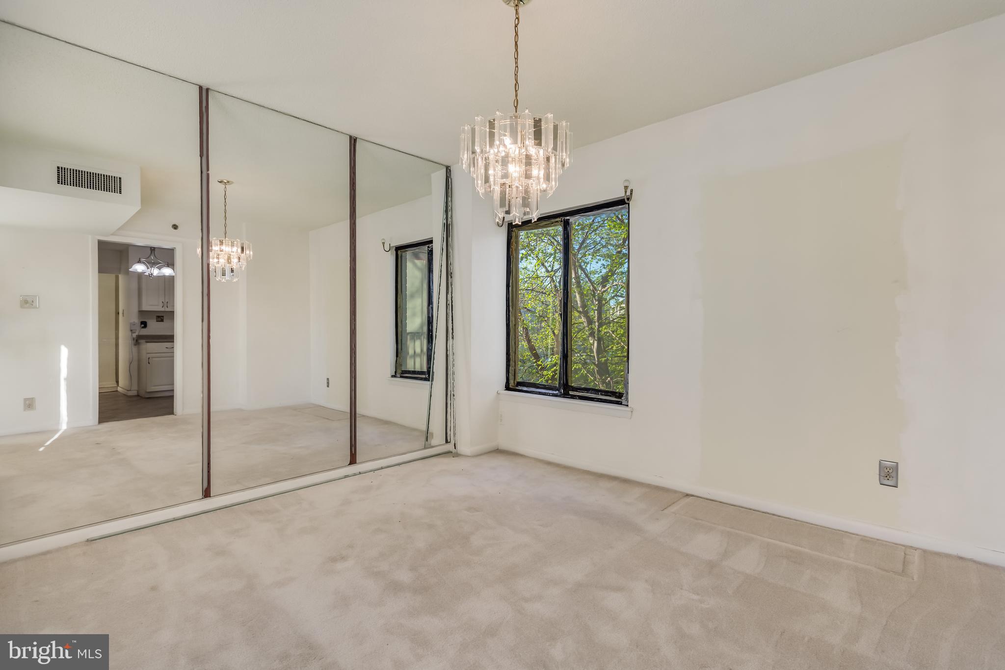 ADELPHI - Residential