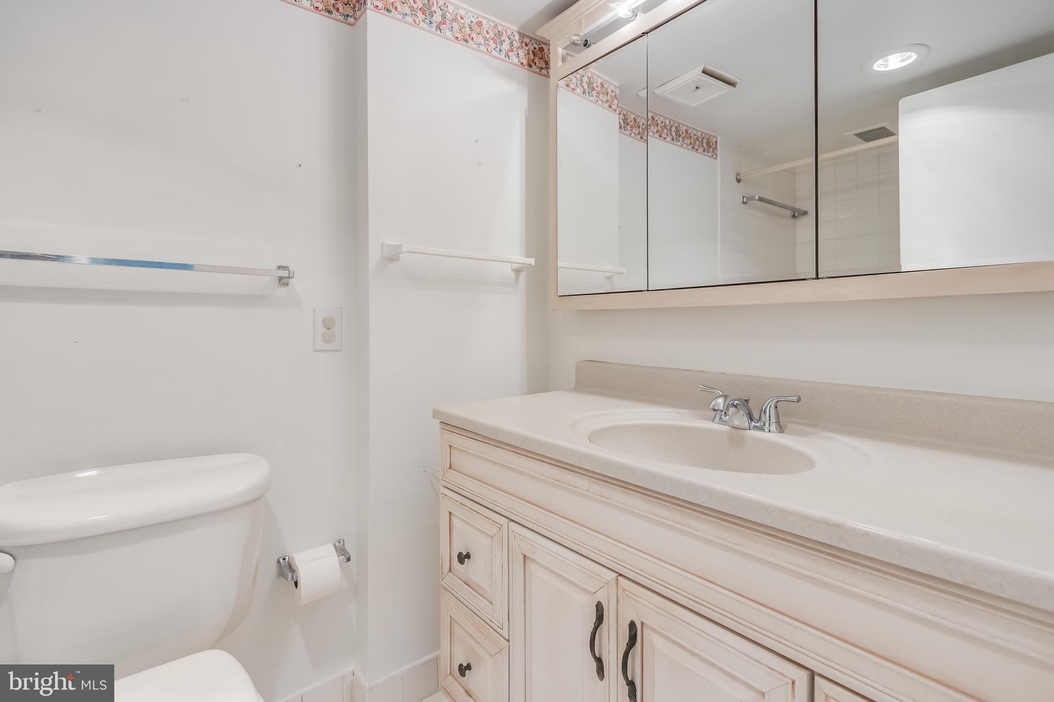 ADELPHI - Residential