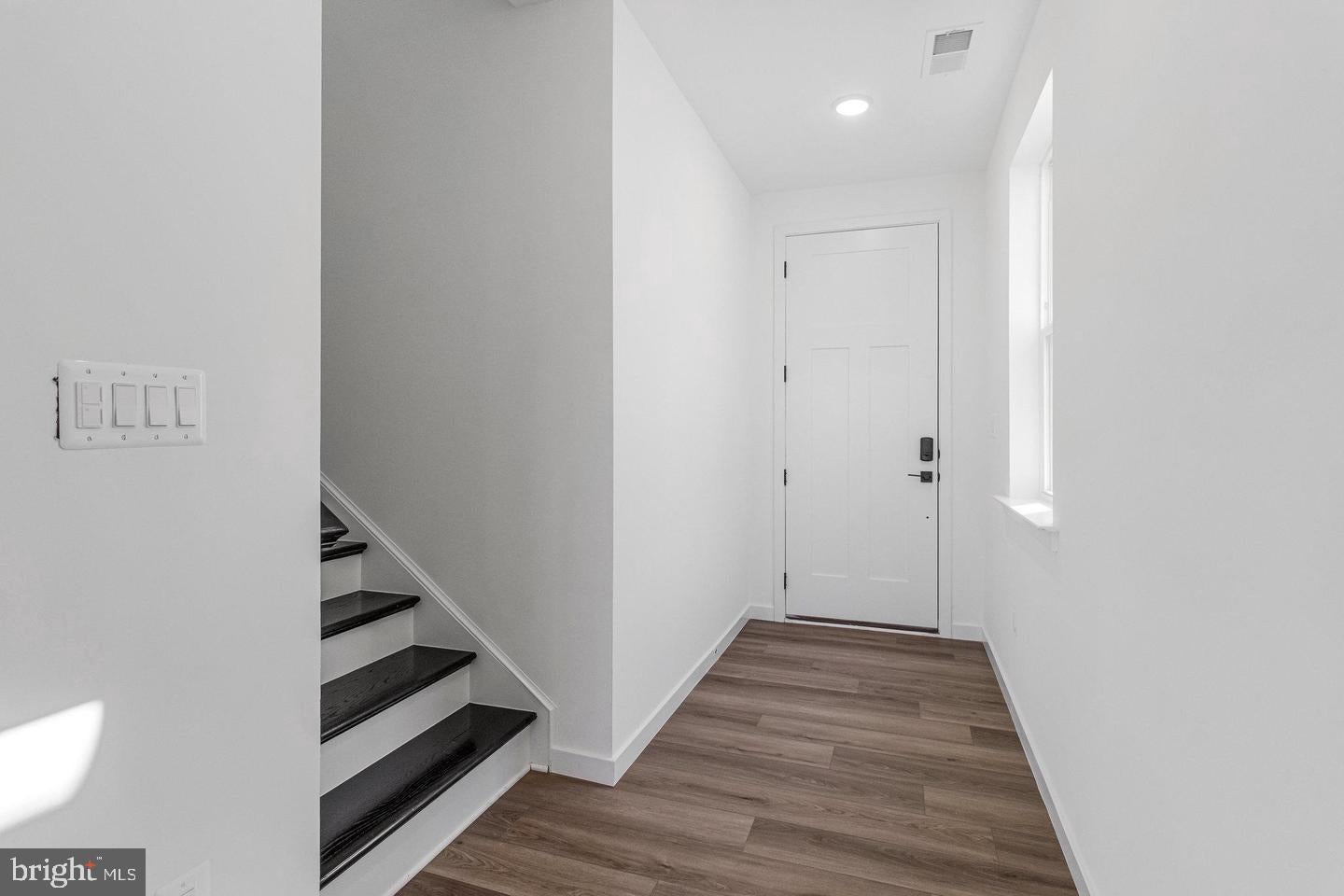 5722 HOWARD DRIVE