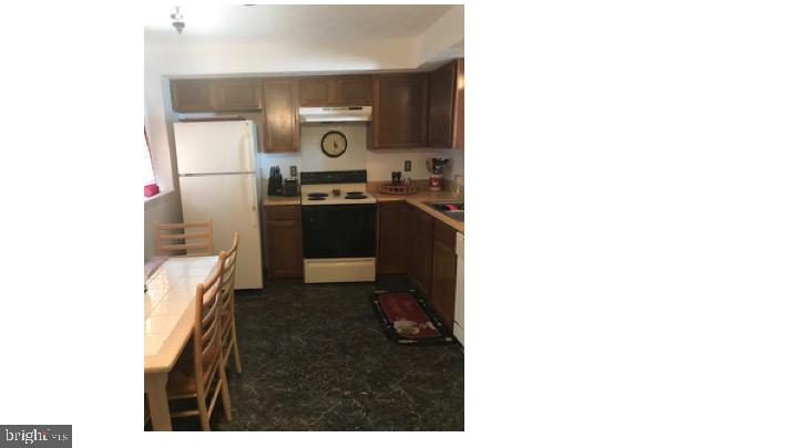 KETTERING BY THE PARK I - Residential Lease