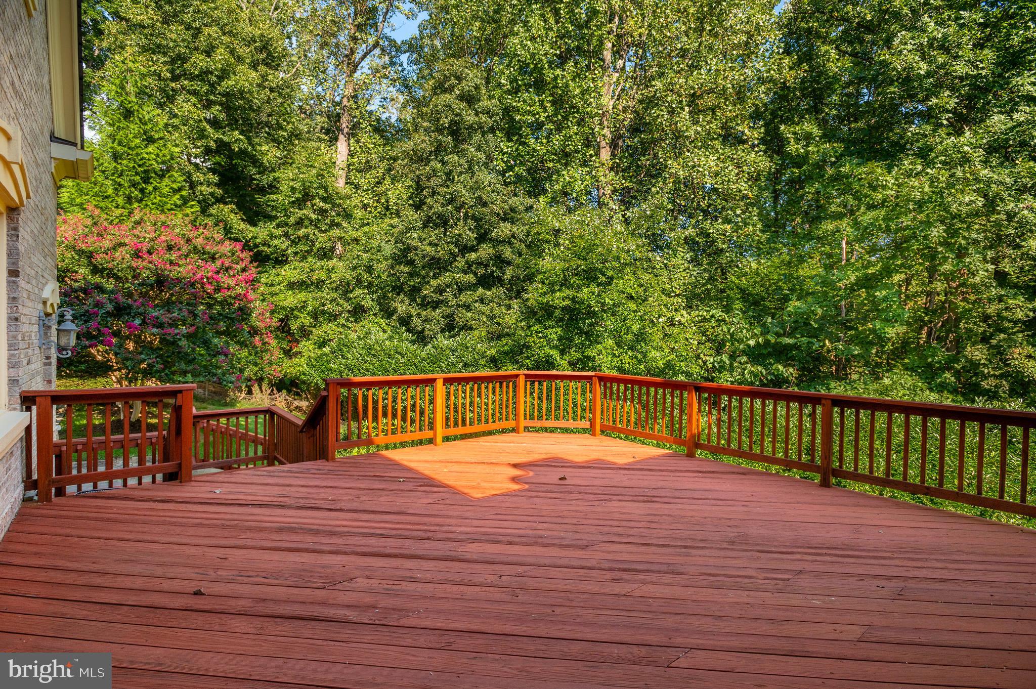 POTOMAC OUTSIDE - Residential