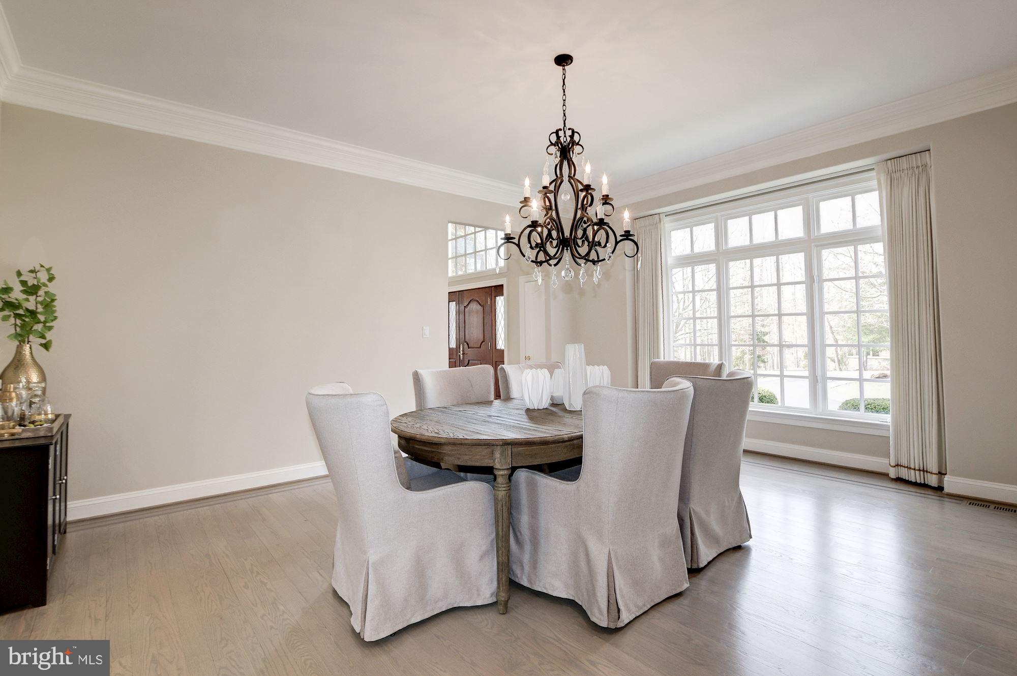 POTOMAC OUTSIDE - Residential