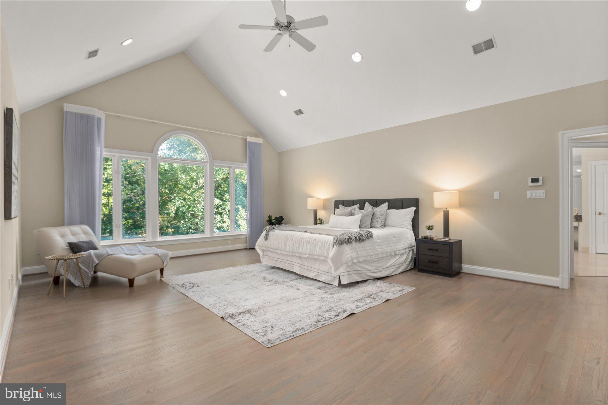 POTOMAC OUTSIDE - Residential