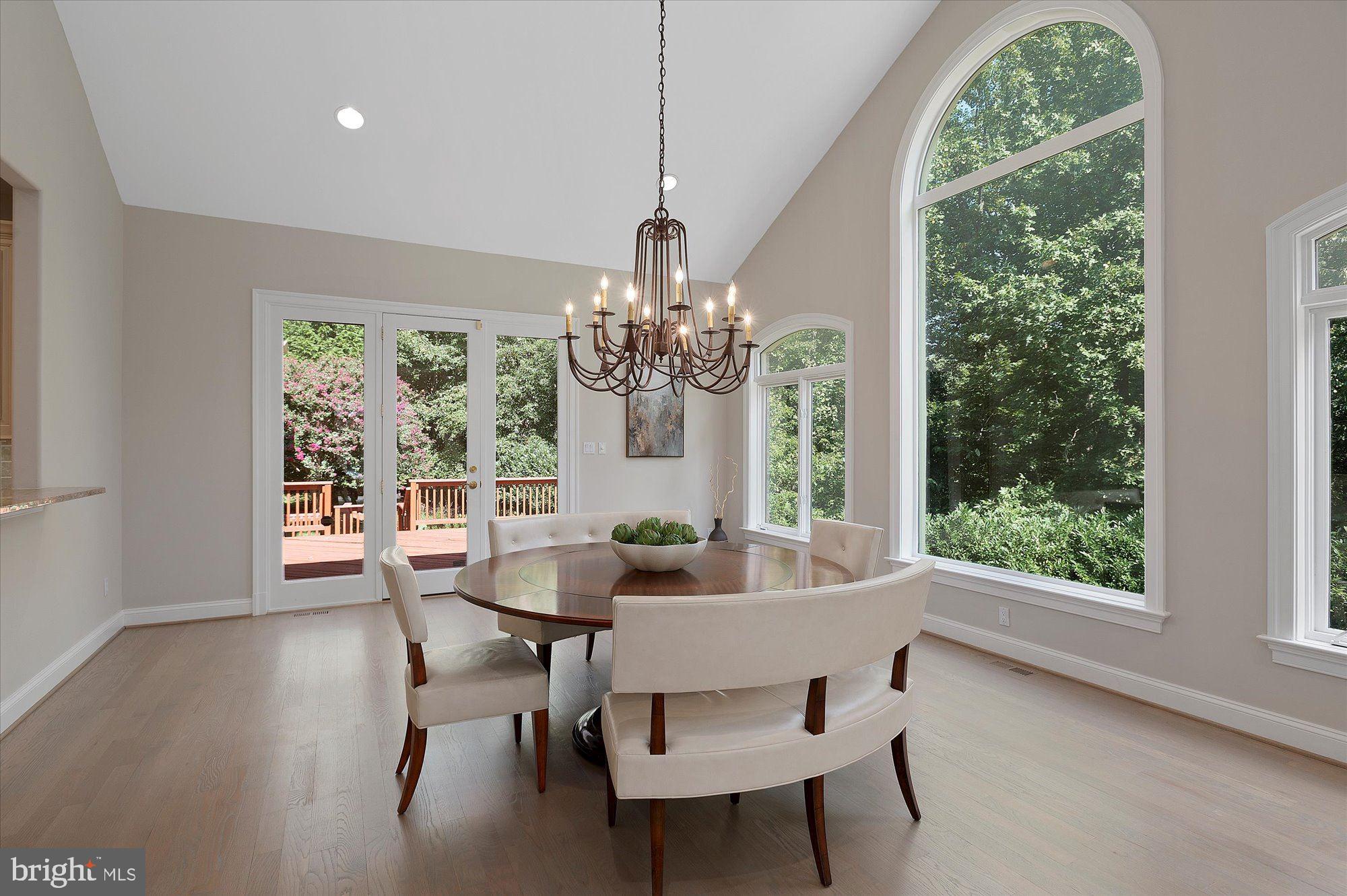 POTOMAC OUTSIDE - Residential