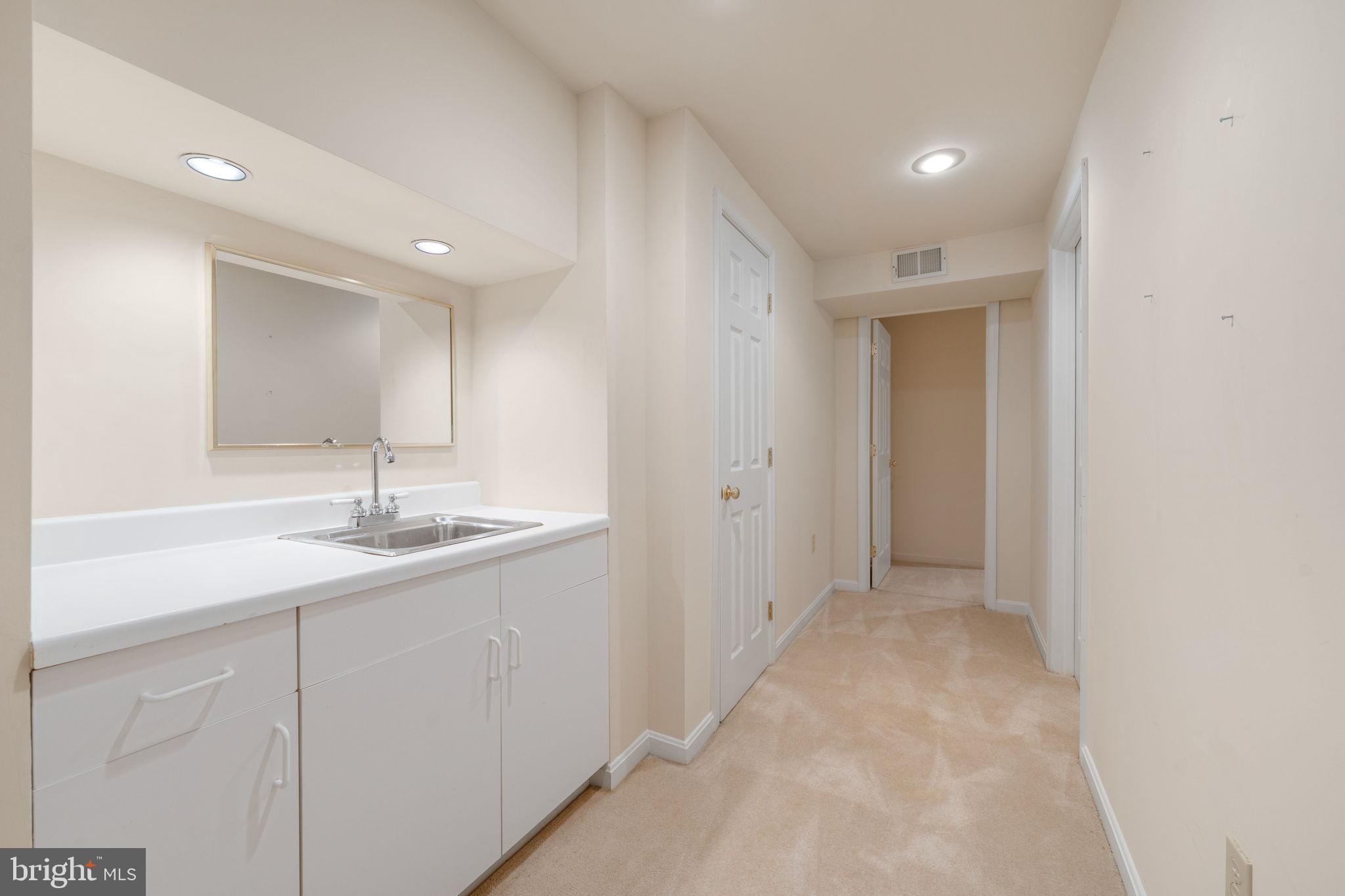 CHESTNUT FARM - Residential