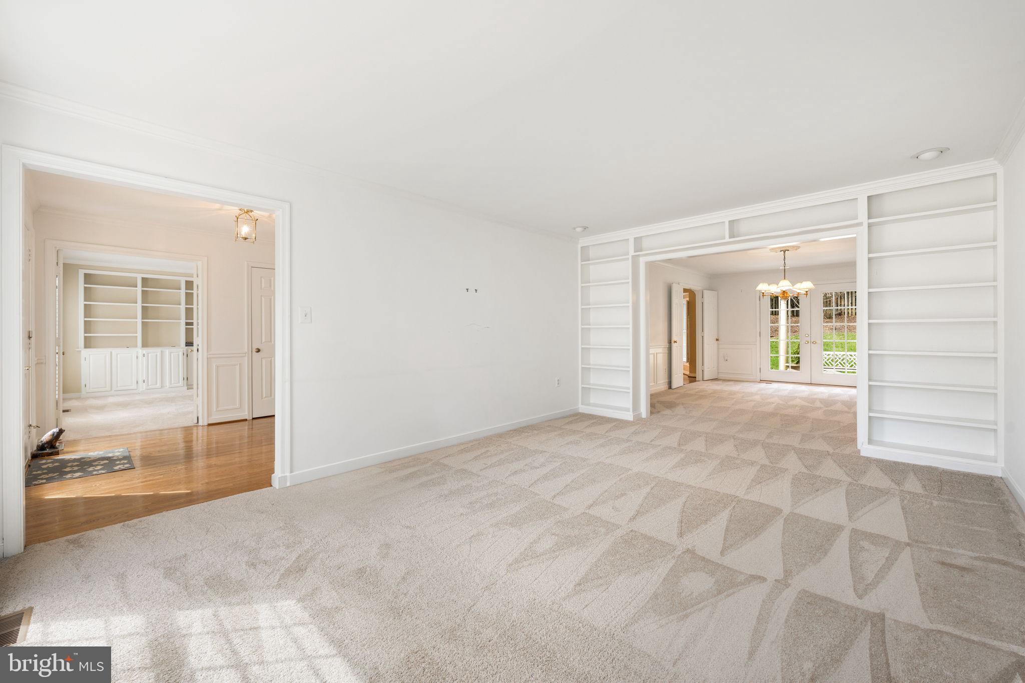 CHESTNUT FARM - Residential