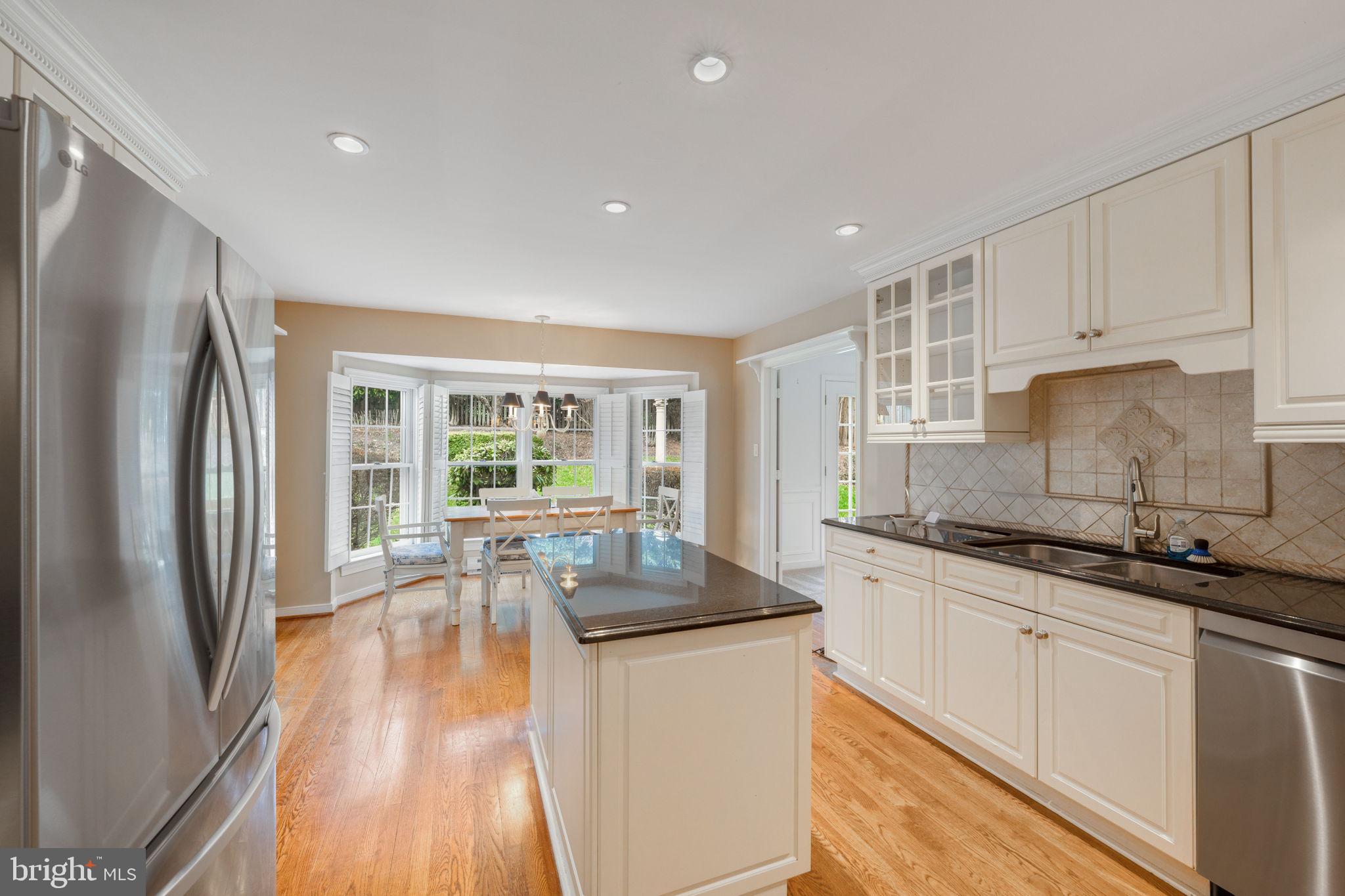 CHESTNUT FARM - Residential