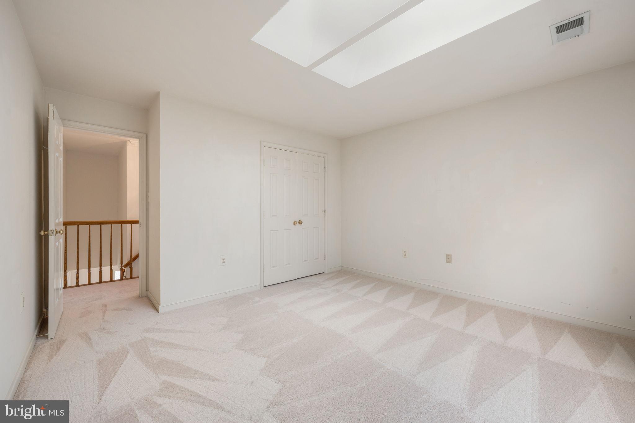 CHESTNUT FARM - Residential