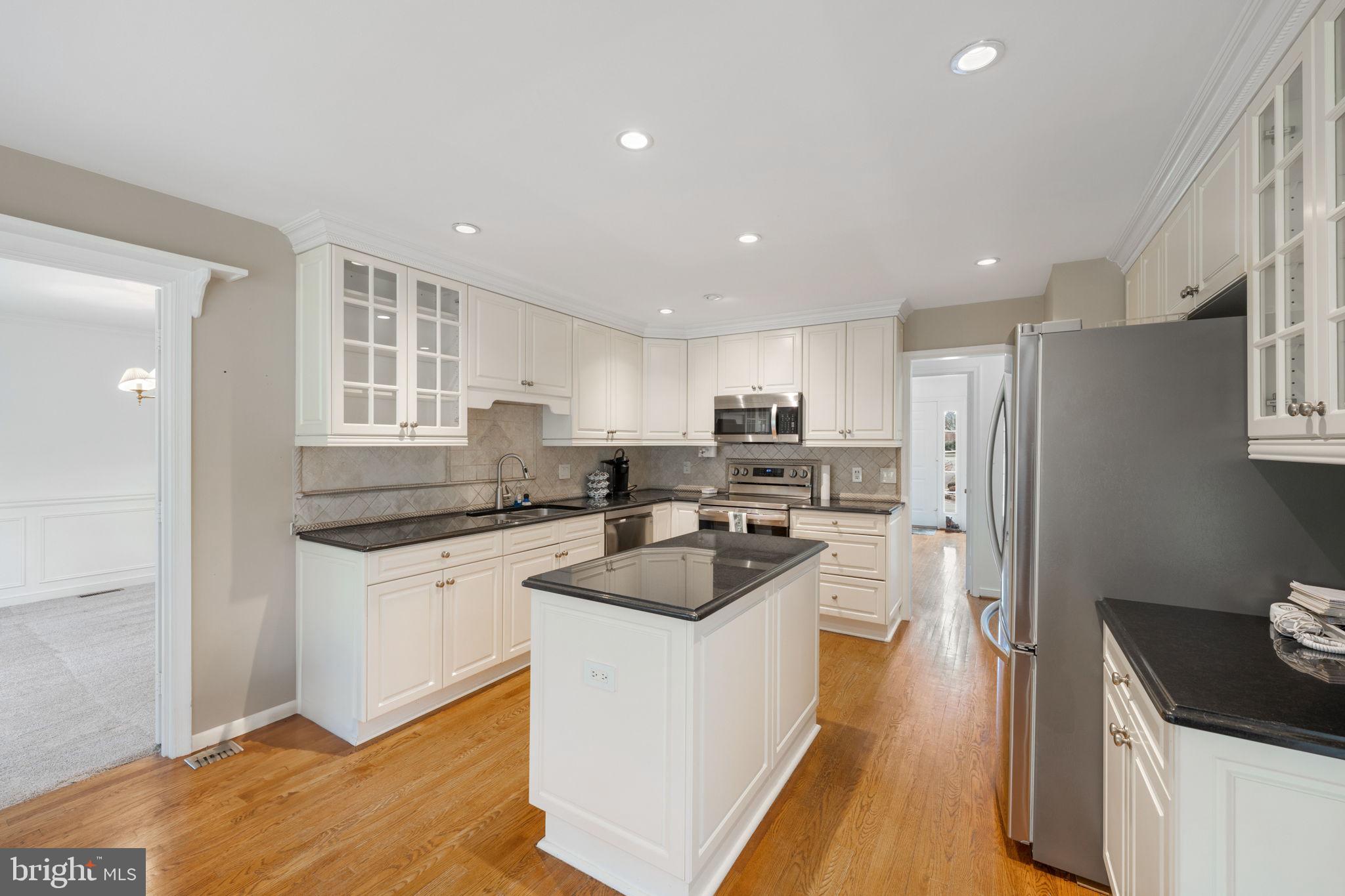 CHESTNUT FARM - Residential