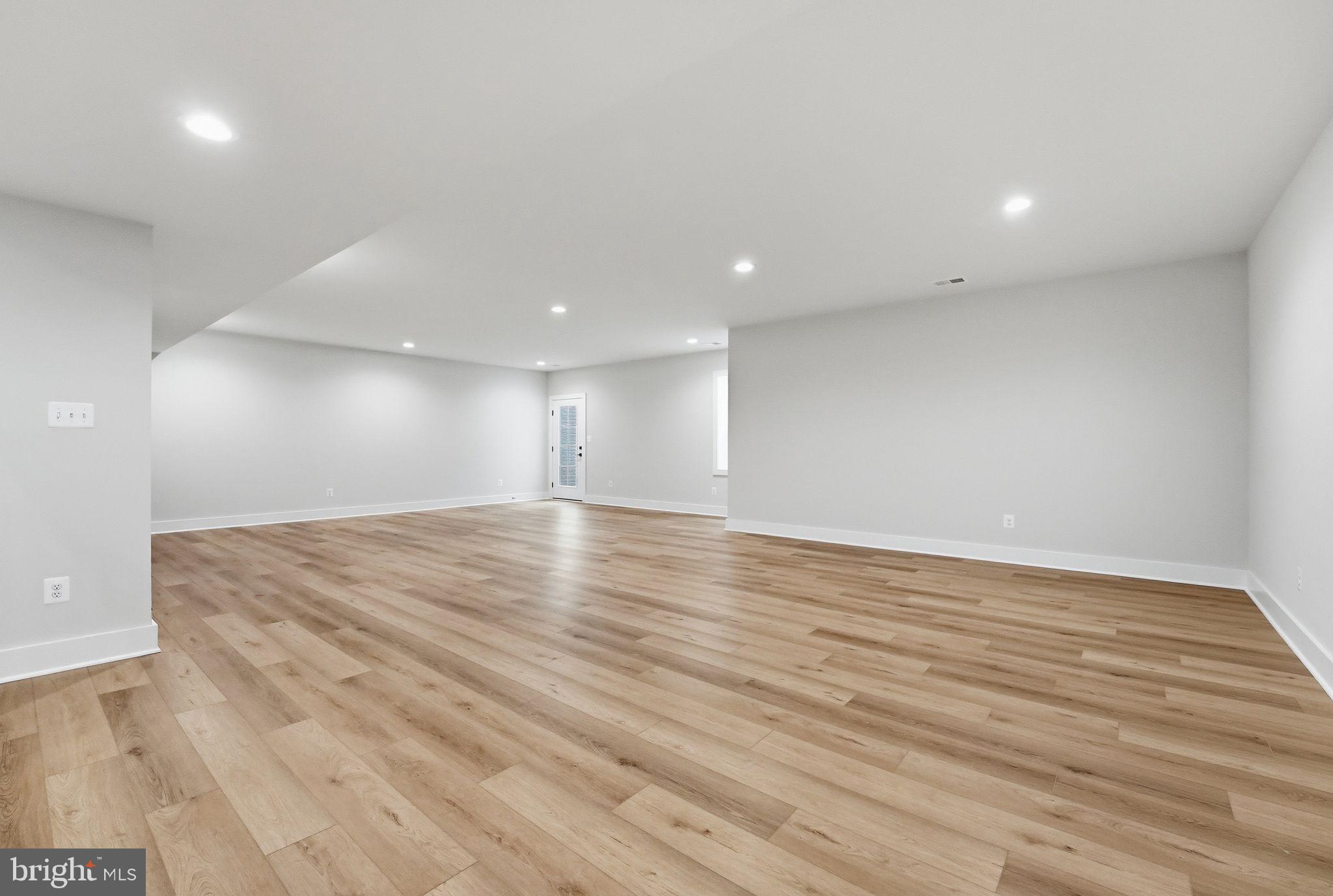 SPRINGDALE - Residential