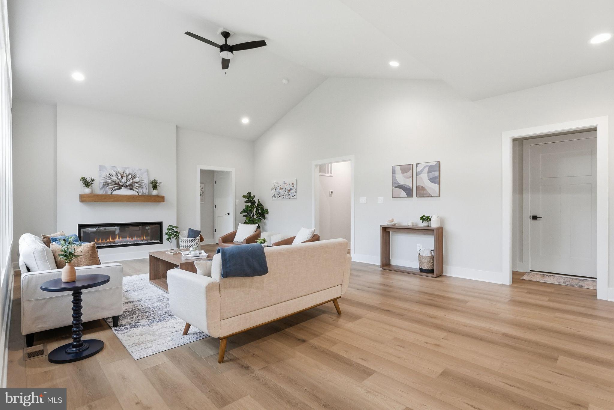 SPRINGDALE - Residential
