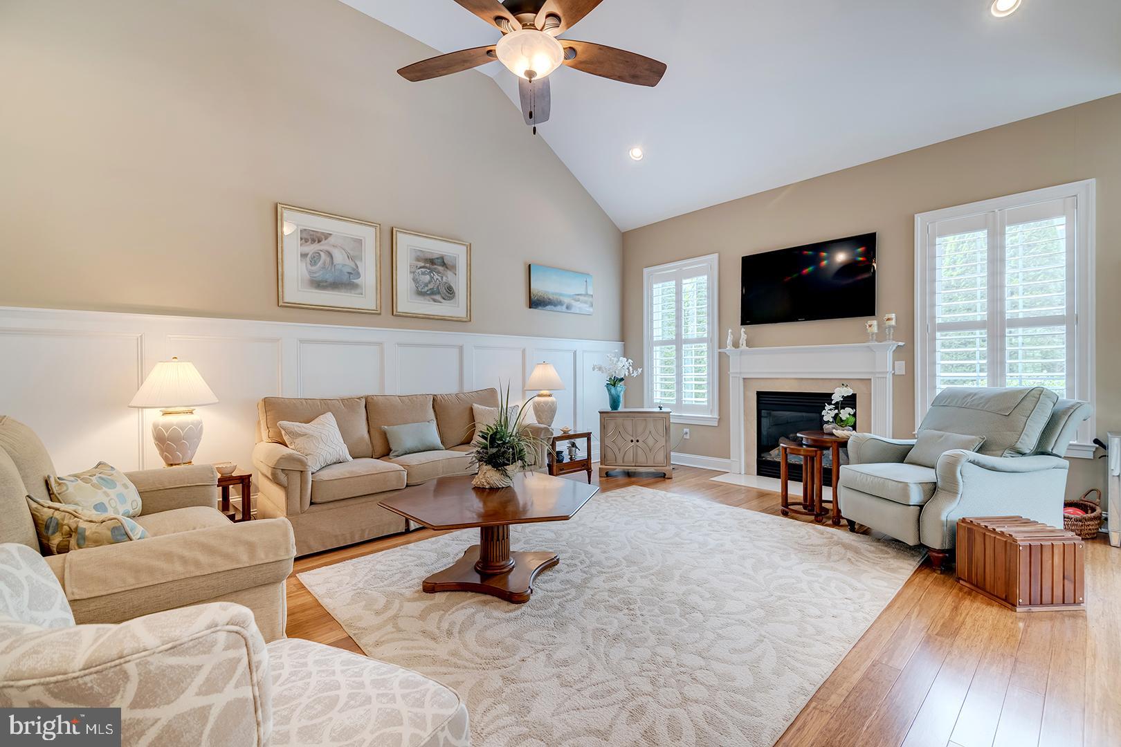 322 CAPTAINS CIRCLE