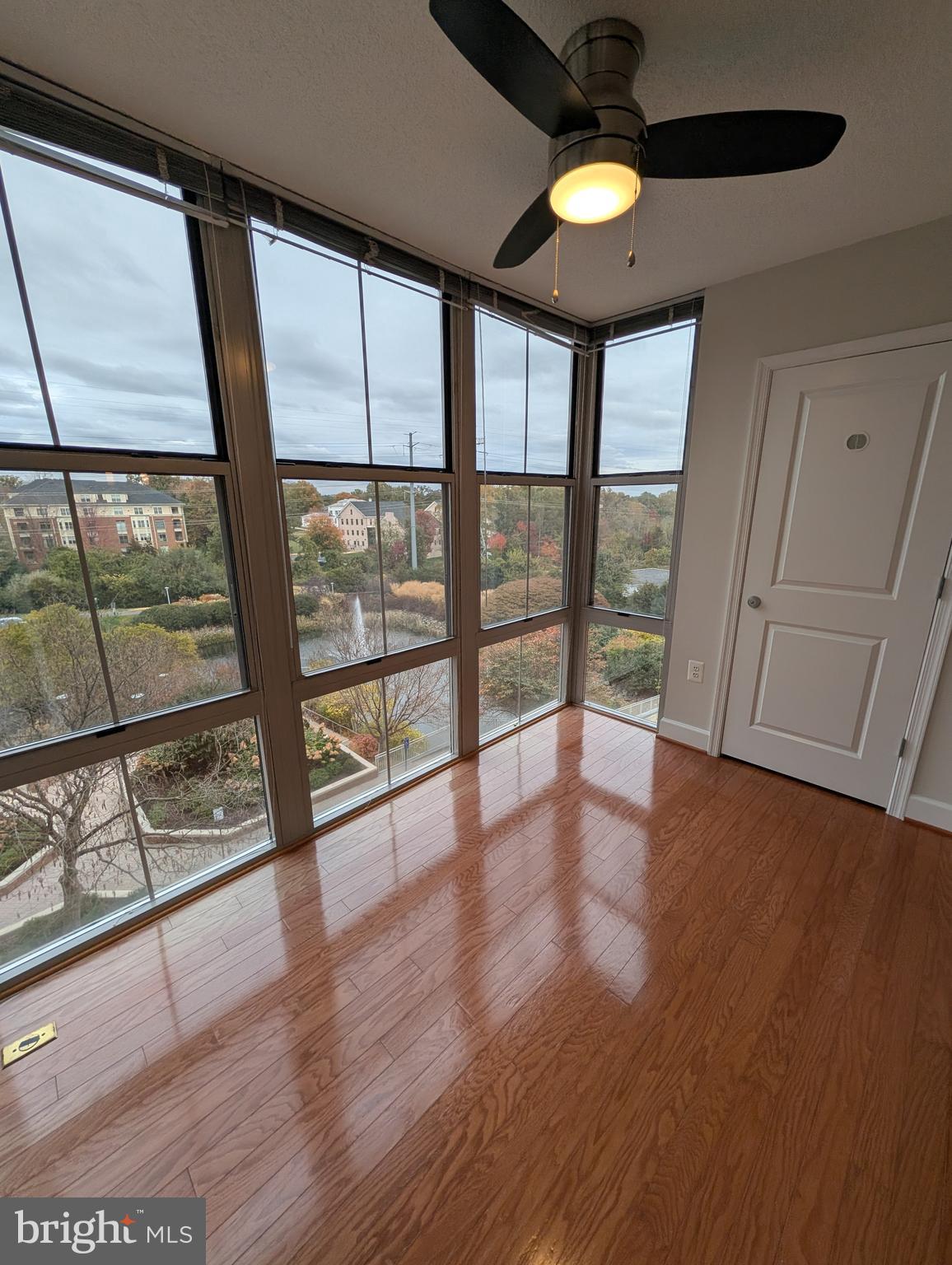 CARLTON HOUSE - Residential Lease