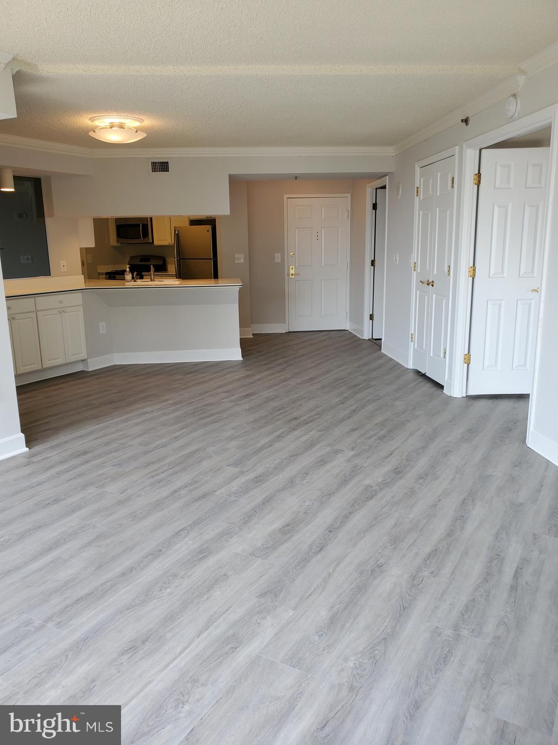 THE WILLIAMSBURG - Residential Lease