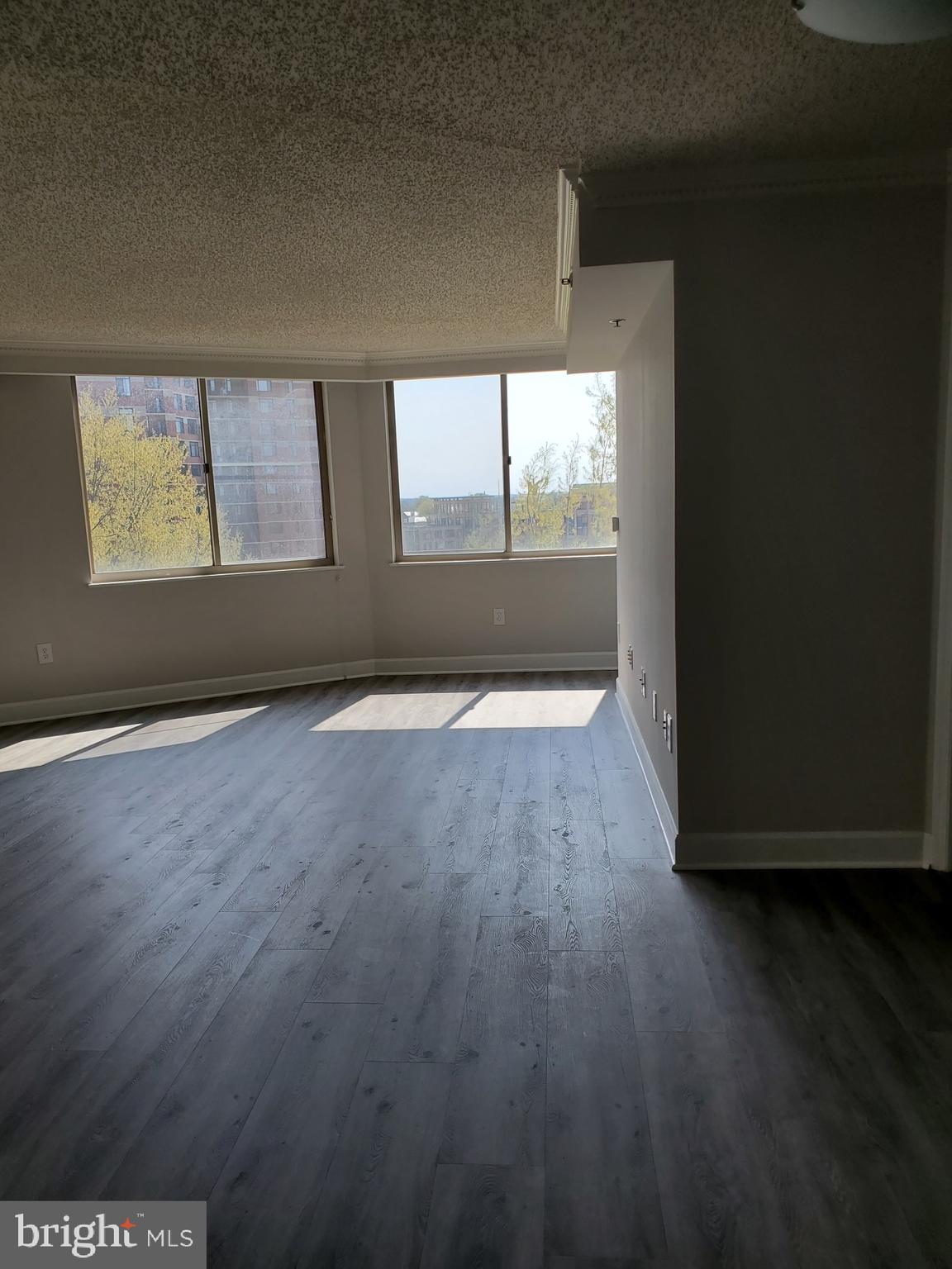 THE WILLIAMSBURG - Residential Lease