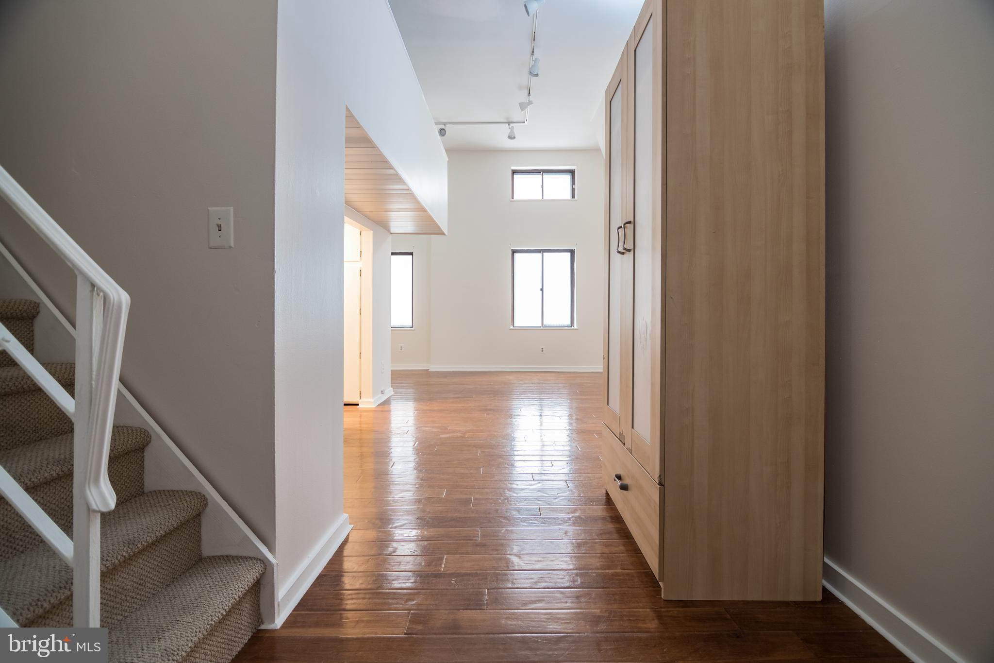 WASHINGTON SQ WEST - Residential